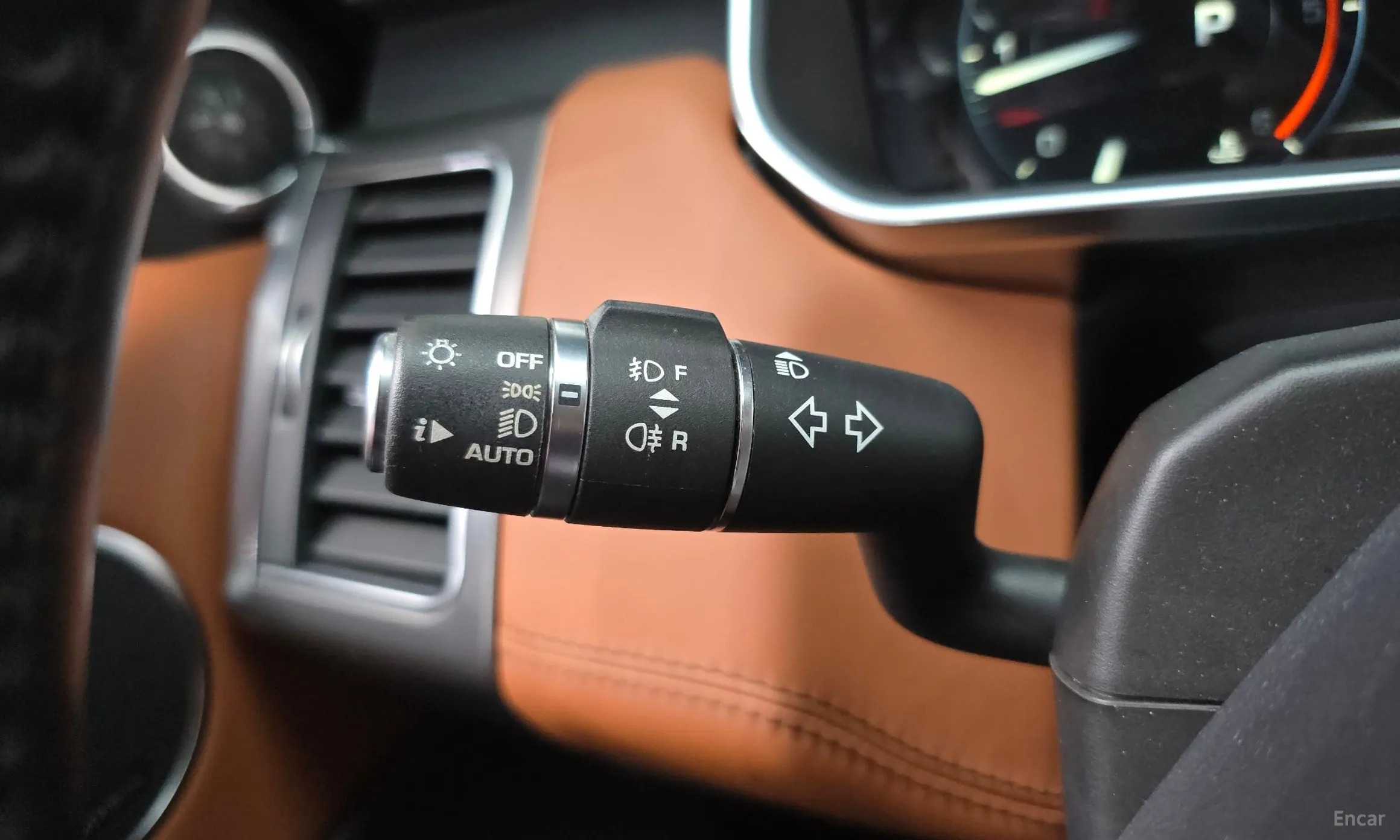 Land Rover Range Rover Sport 2nd Generation превью 17