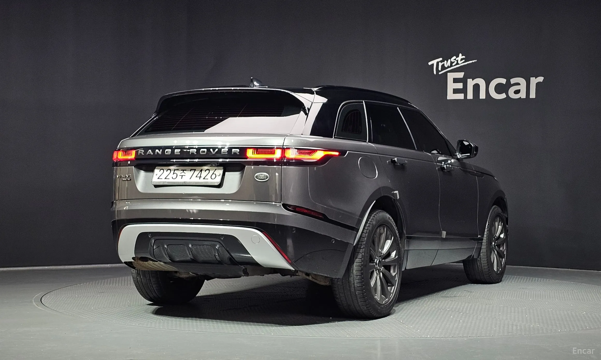Land Rover Range Rover Bella