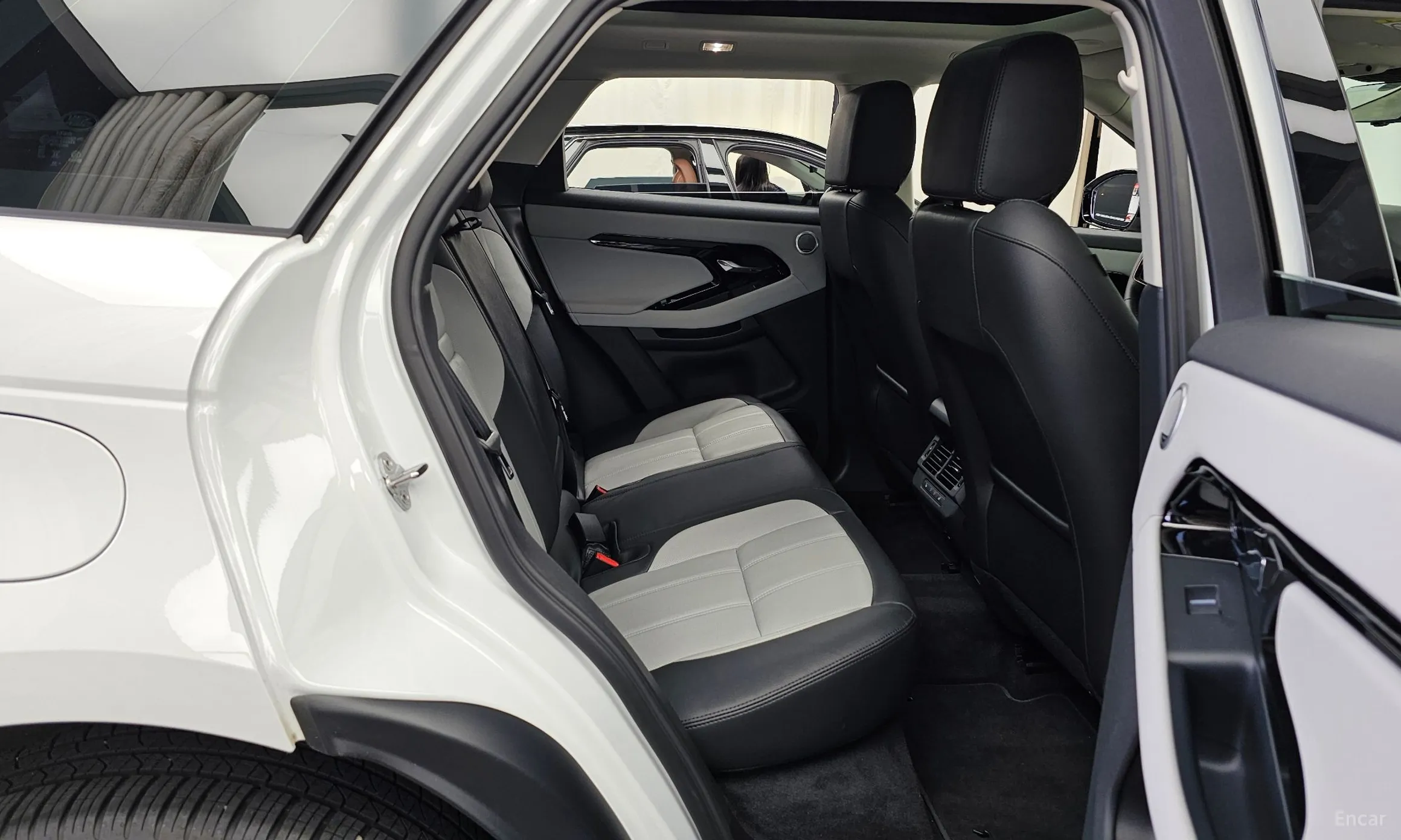 Land Rover Range Rover Evoque 2nd Generation превью 12