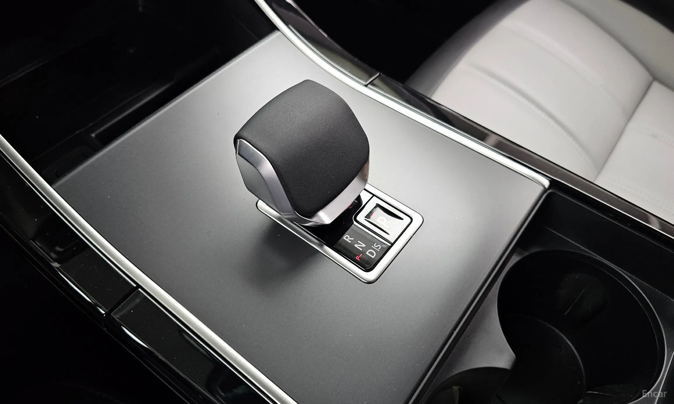 Land Rover Range Rover Evoque 2nd Generation превью 9