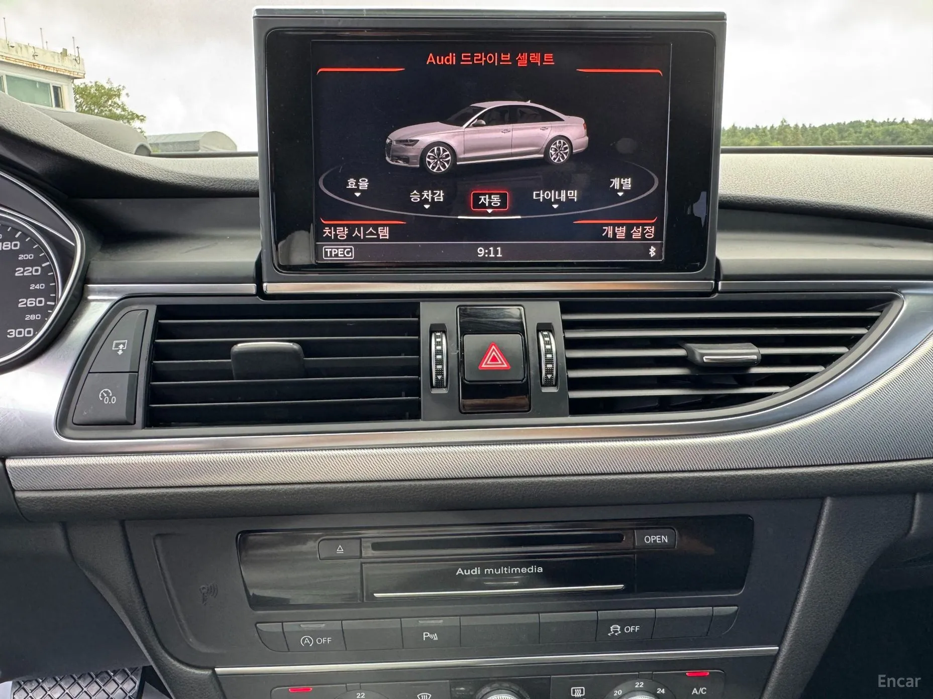 Audi New A6 превью 13