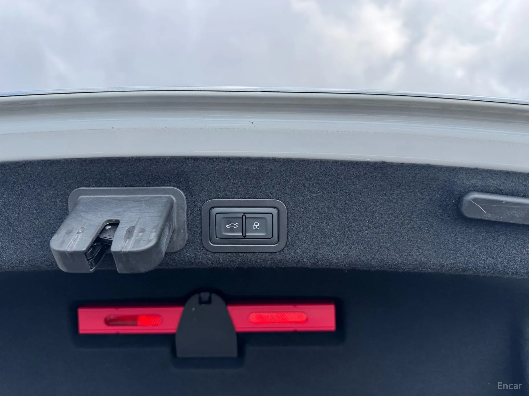 Audi New A6 превью 15