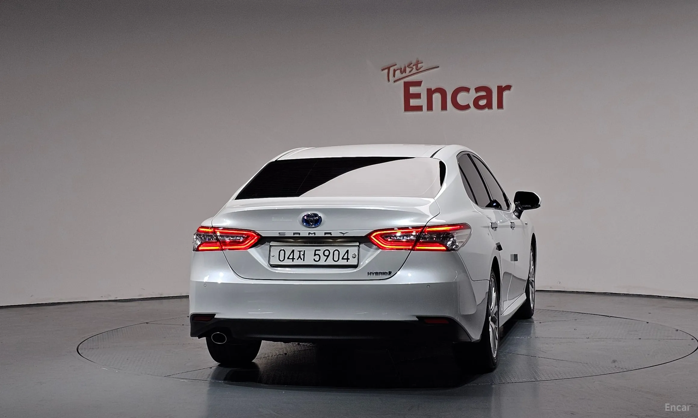 Toyota Camry (XV70) превью 4