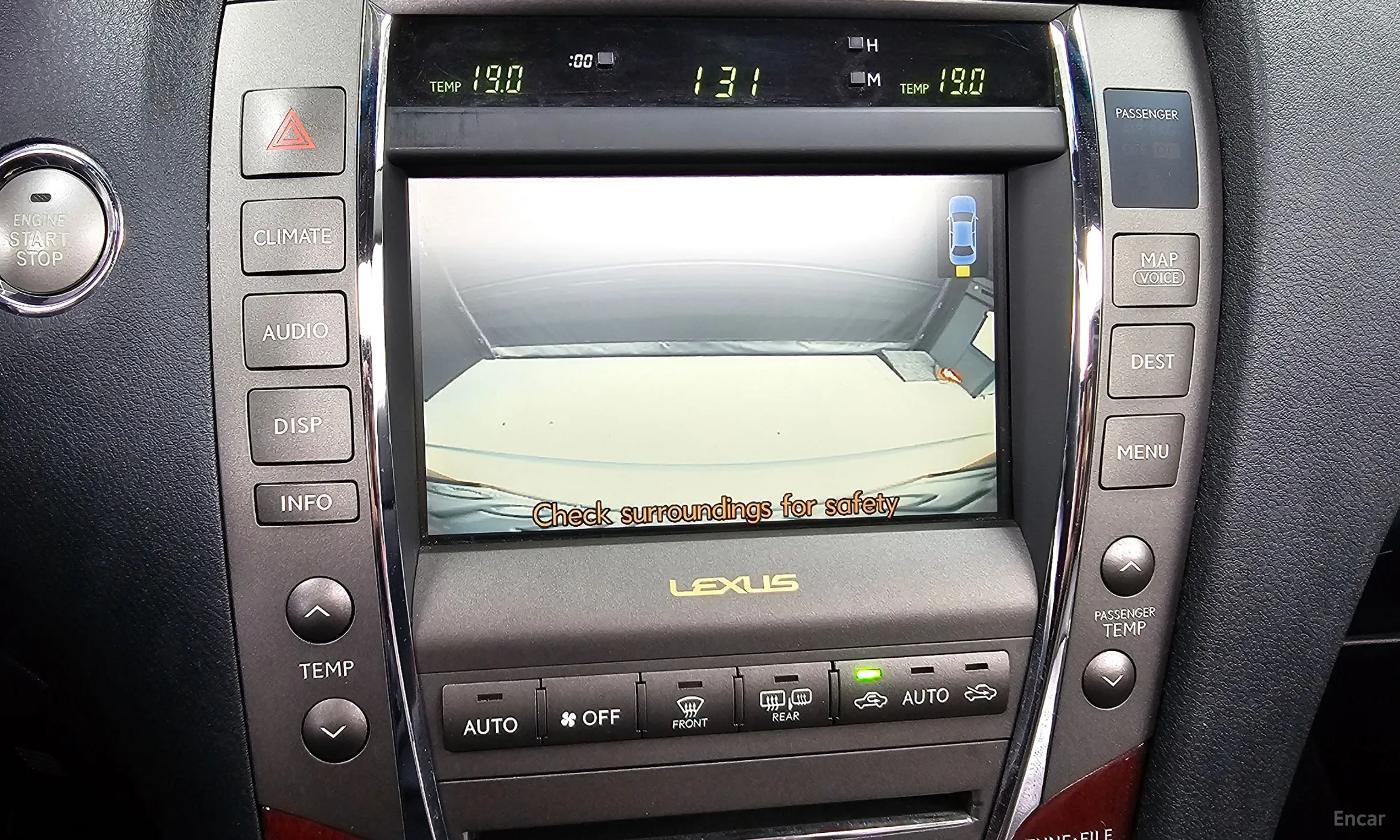 Lexus ES350 превью 16
