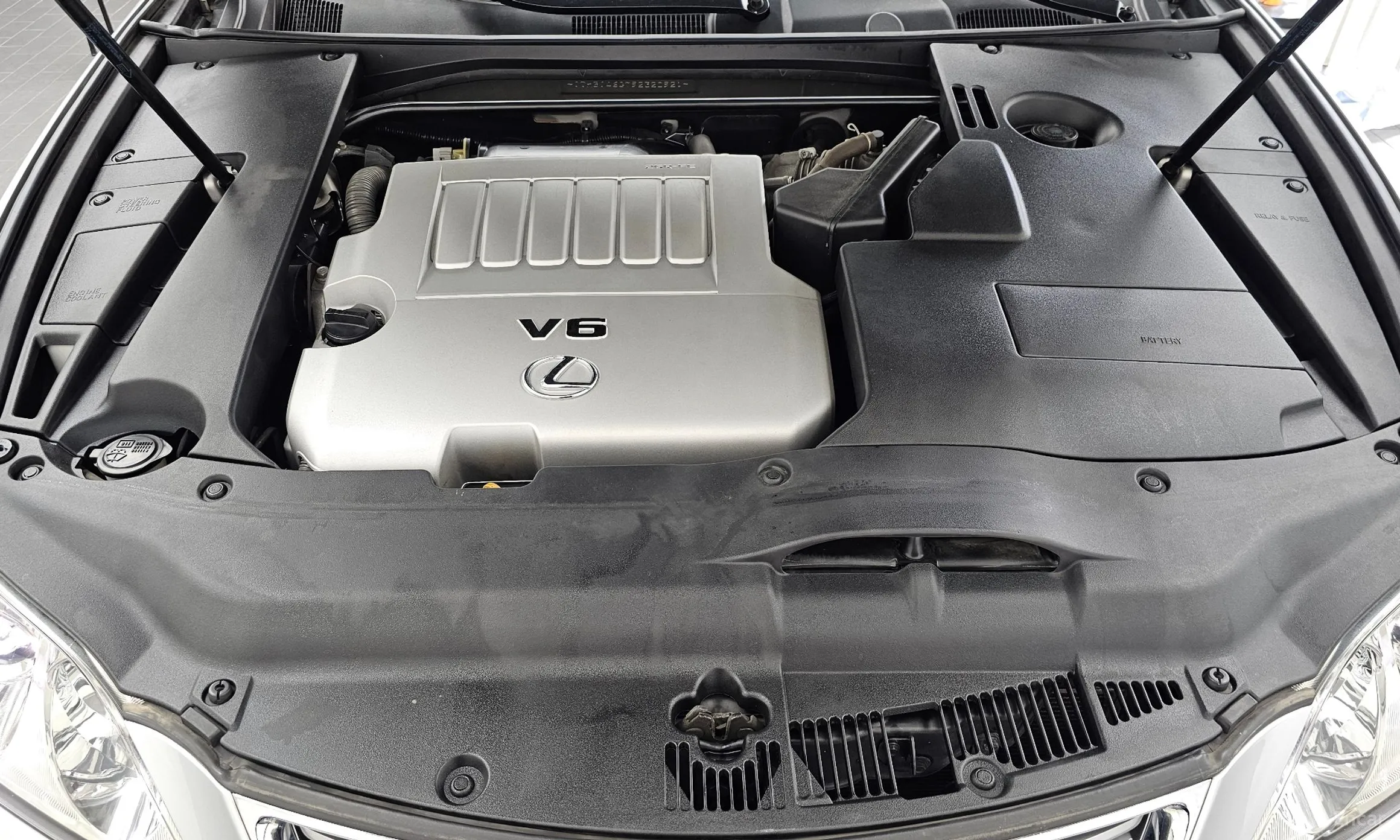 Lexus ES350 превью 6