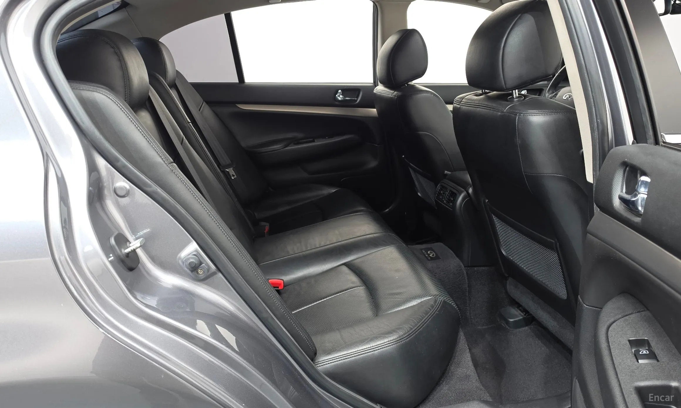 Infiniti G25 превью 12