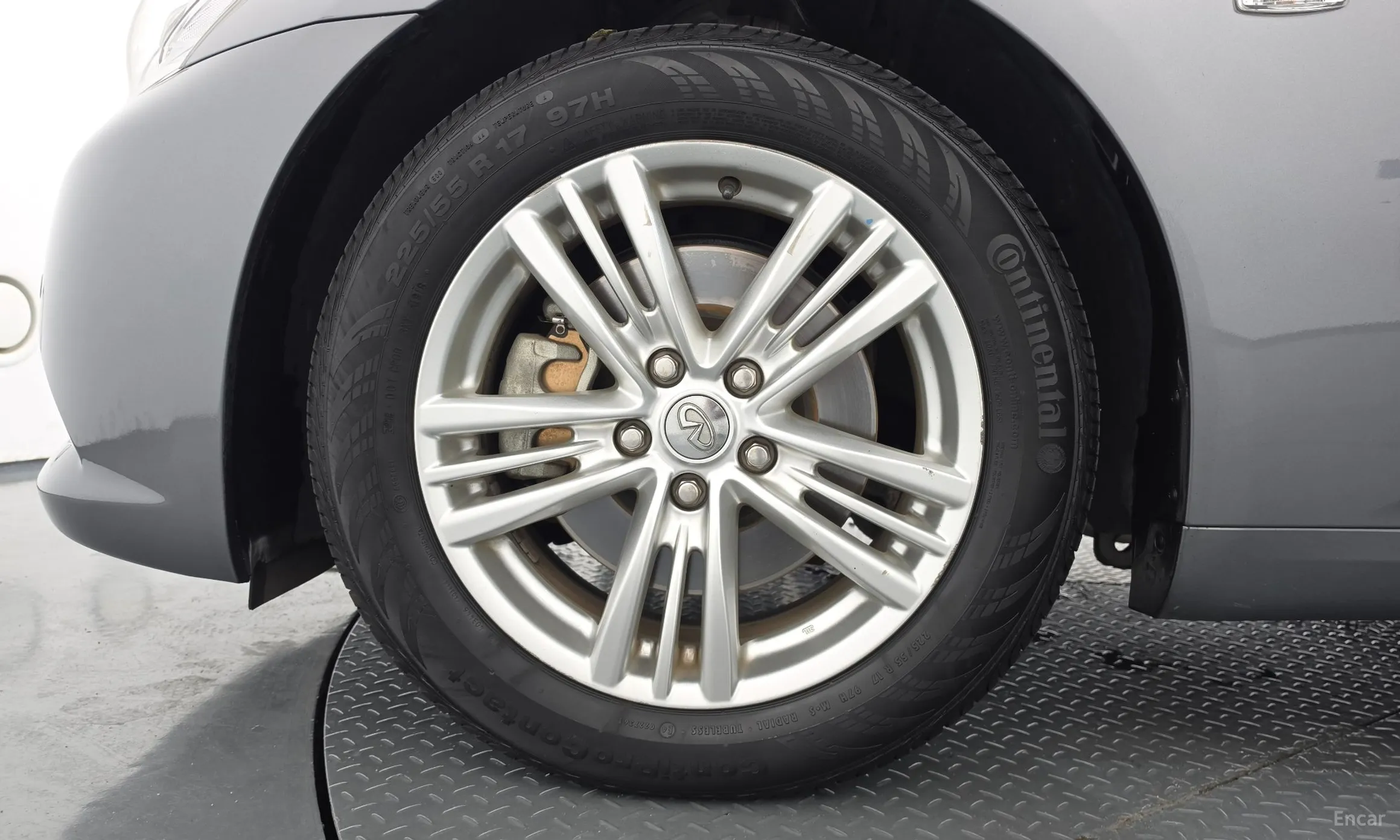 Infiniti G25 превью 5