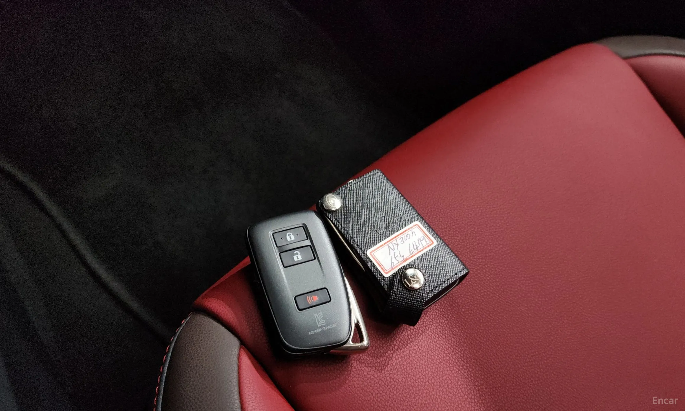 Lexus NX300h превью 16