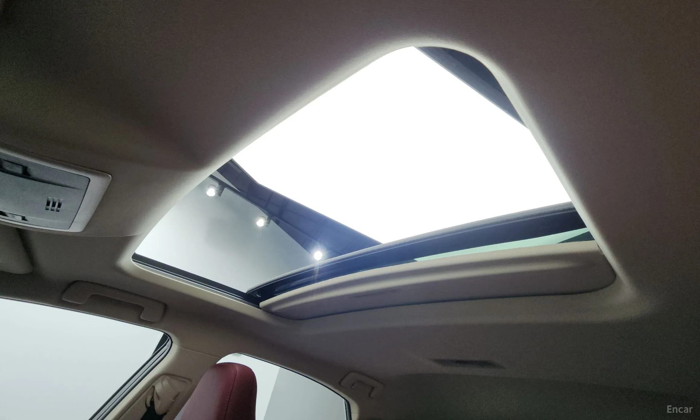 Lexus NX300h превью 18