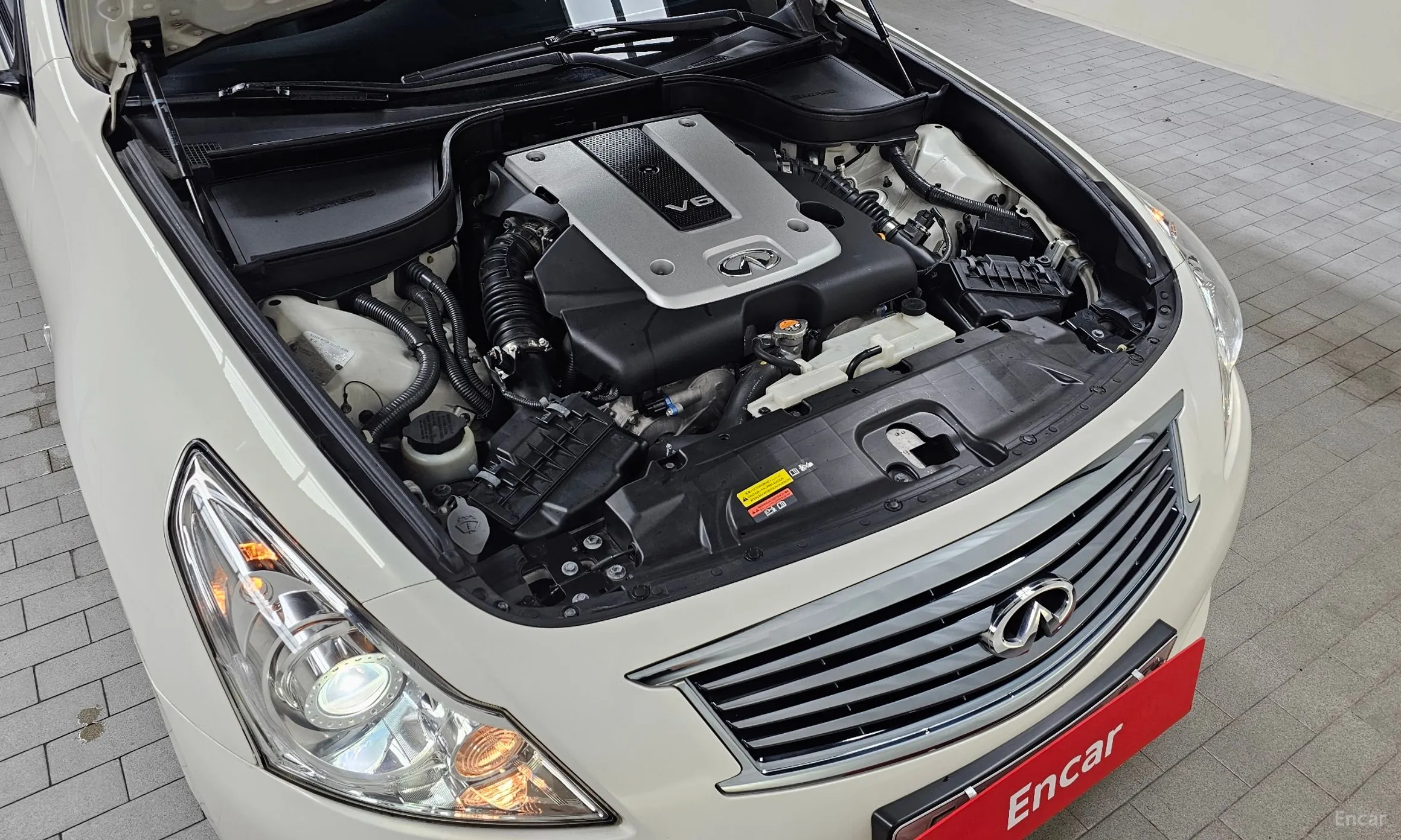 Infiniti G25 превью 6