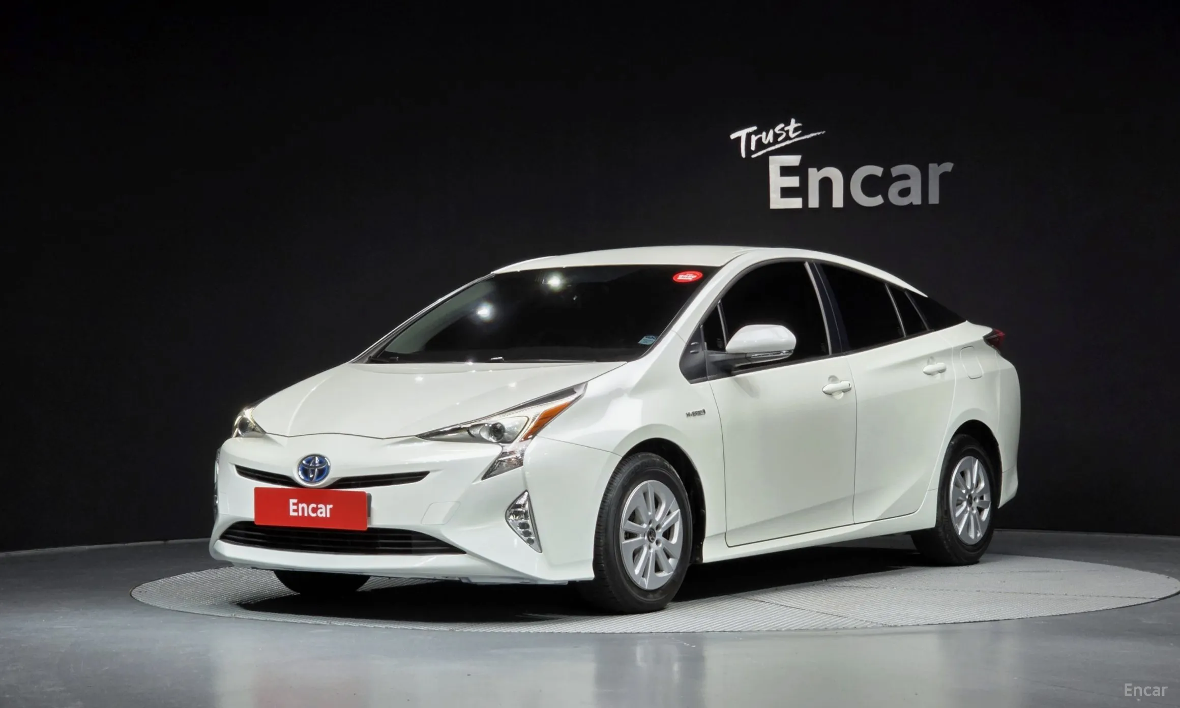 Toyota Prius 4th Generation