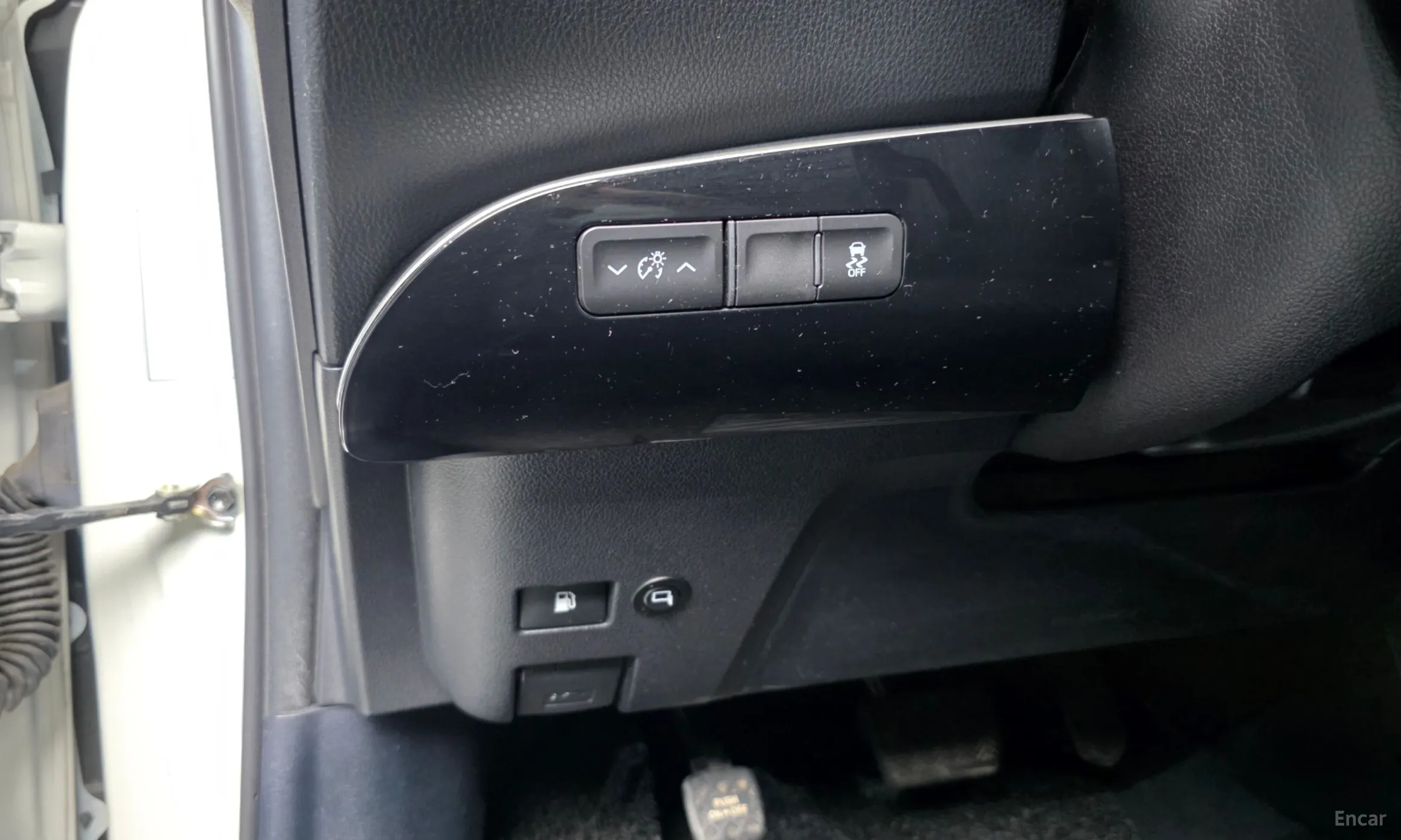 Toyota Prius 4th Generation превью 17