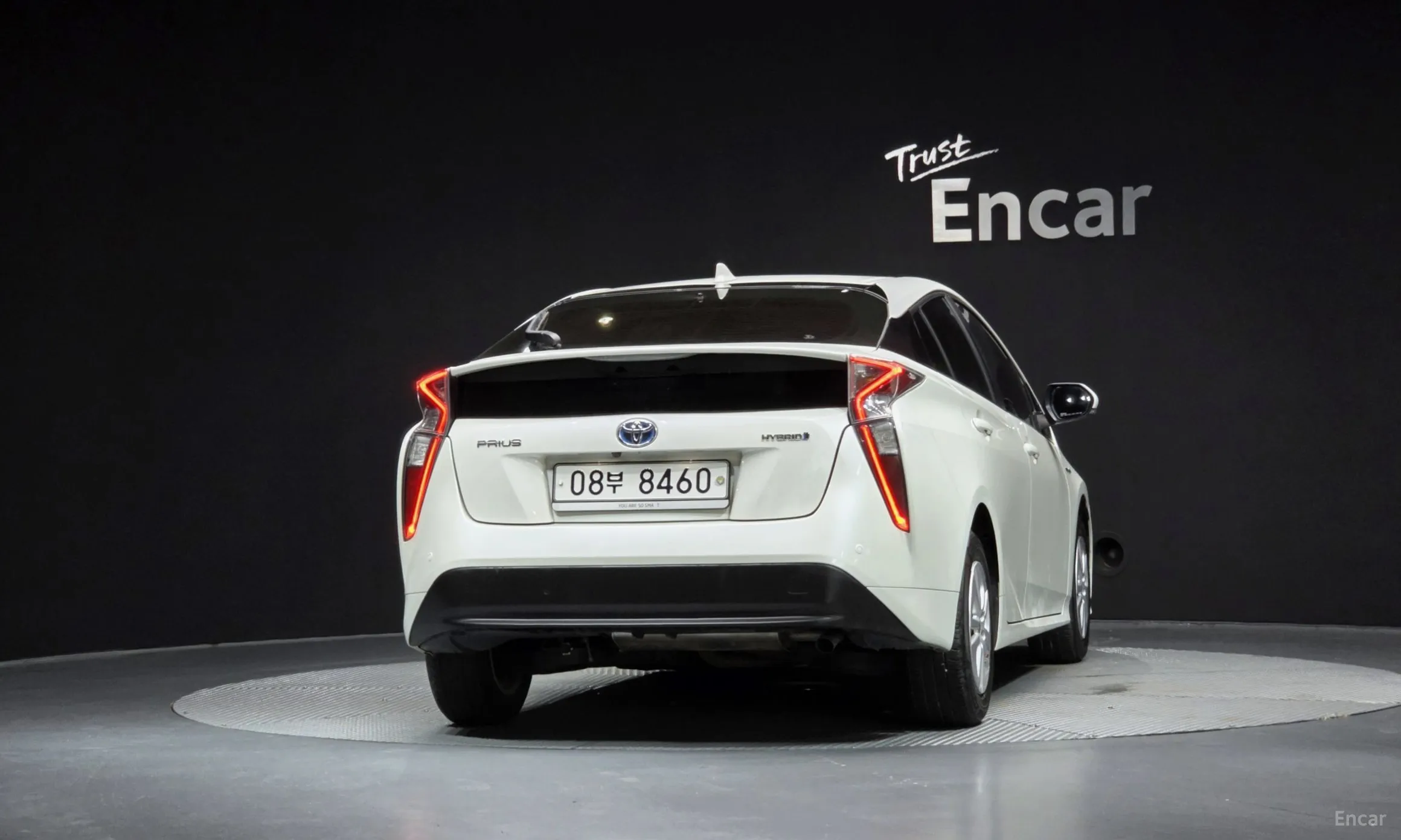 Toyota Prius 4th Generation превью 4