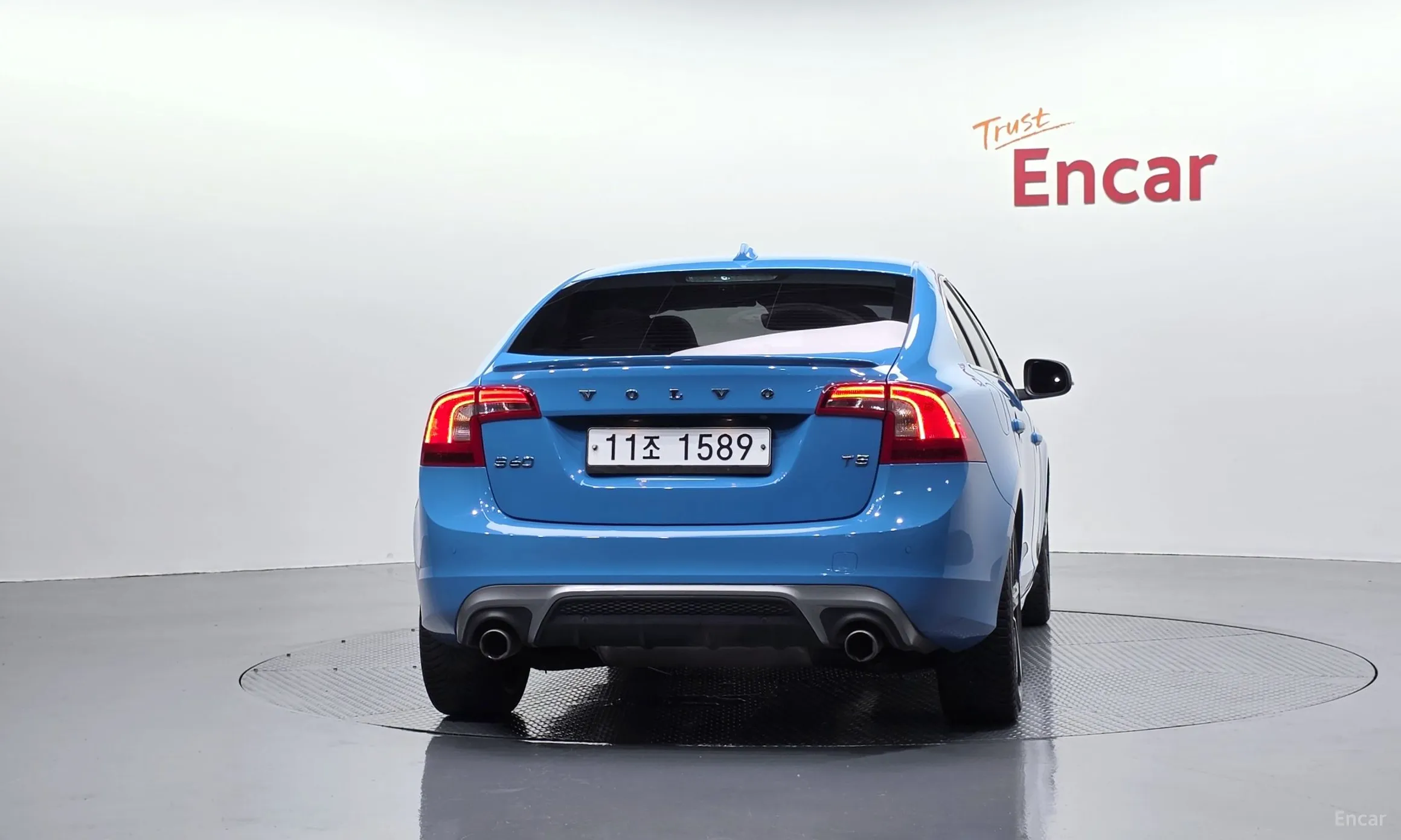 Volvo S60 превью 4