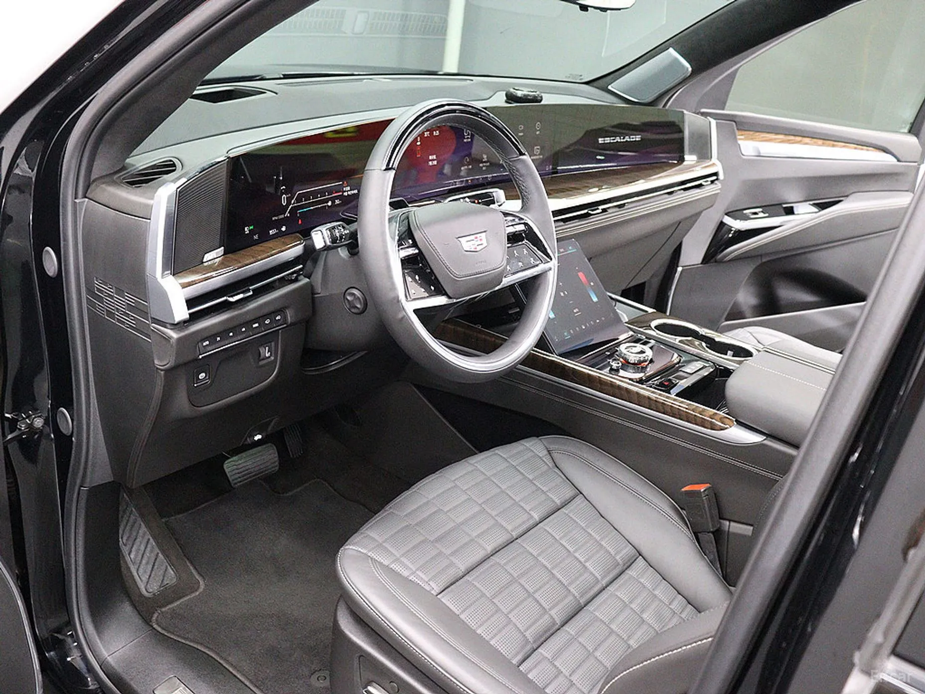 Cadillac Escalade 5th Generation превью 16