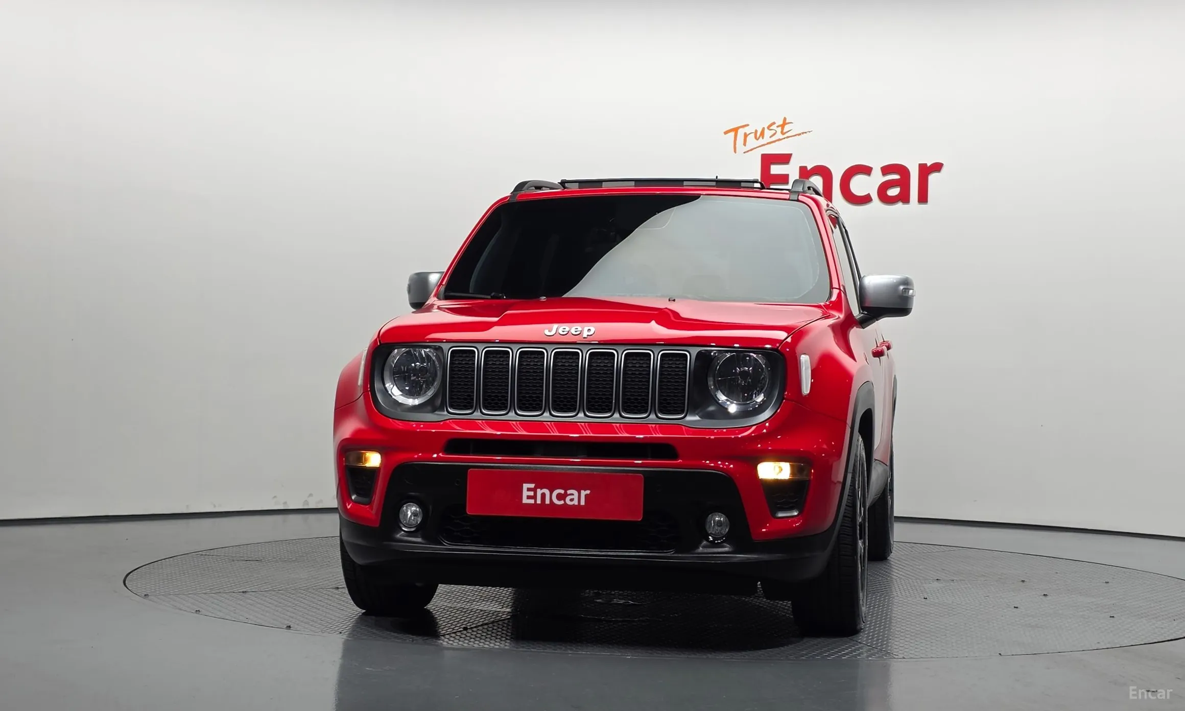 Jeep Renegade превью 3