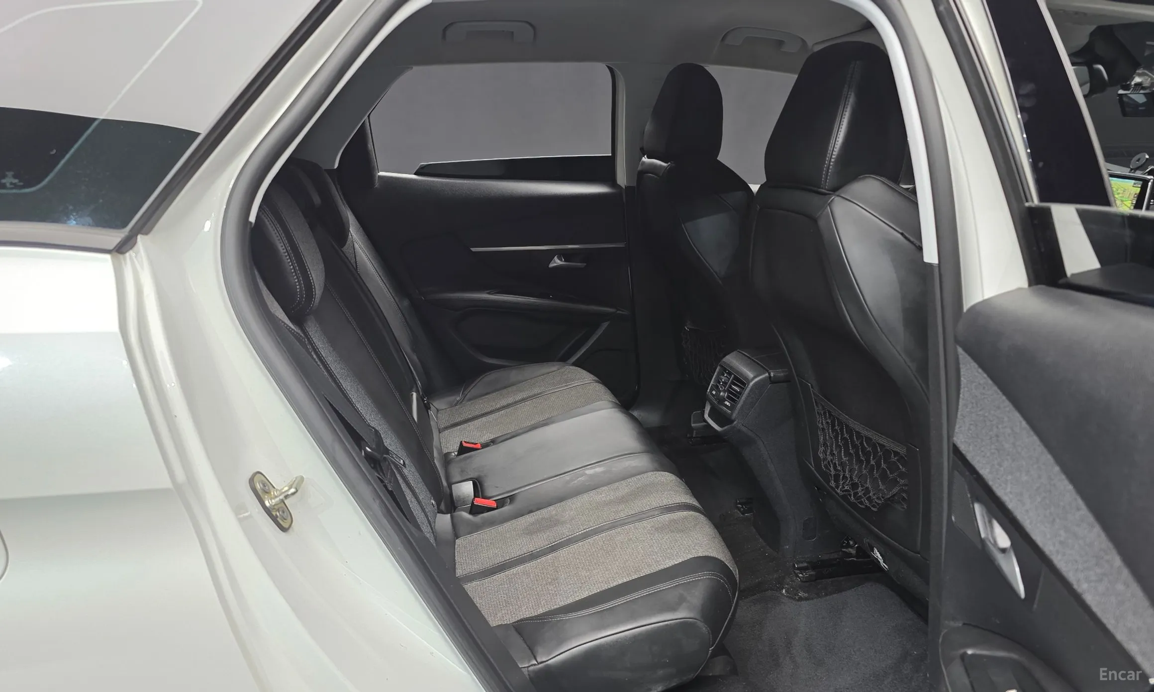 Peugeot 3008 2nd generation превью 11