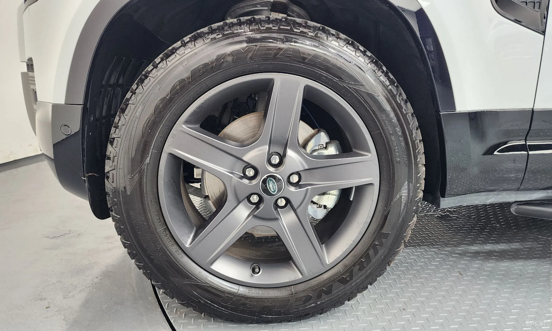 Land Rover Defender (L663) превью 5