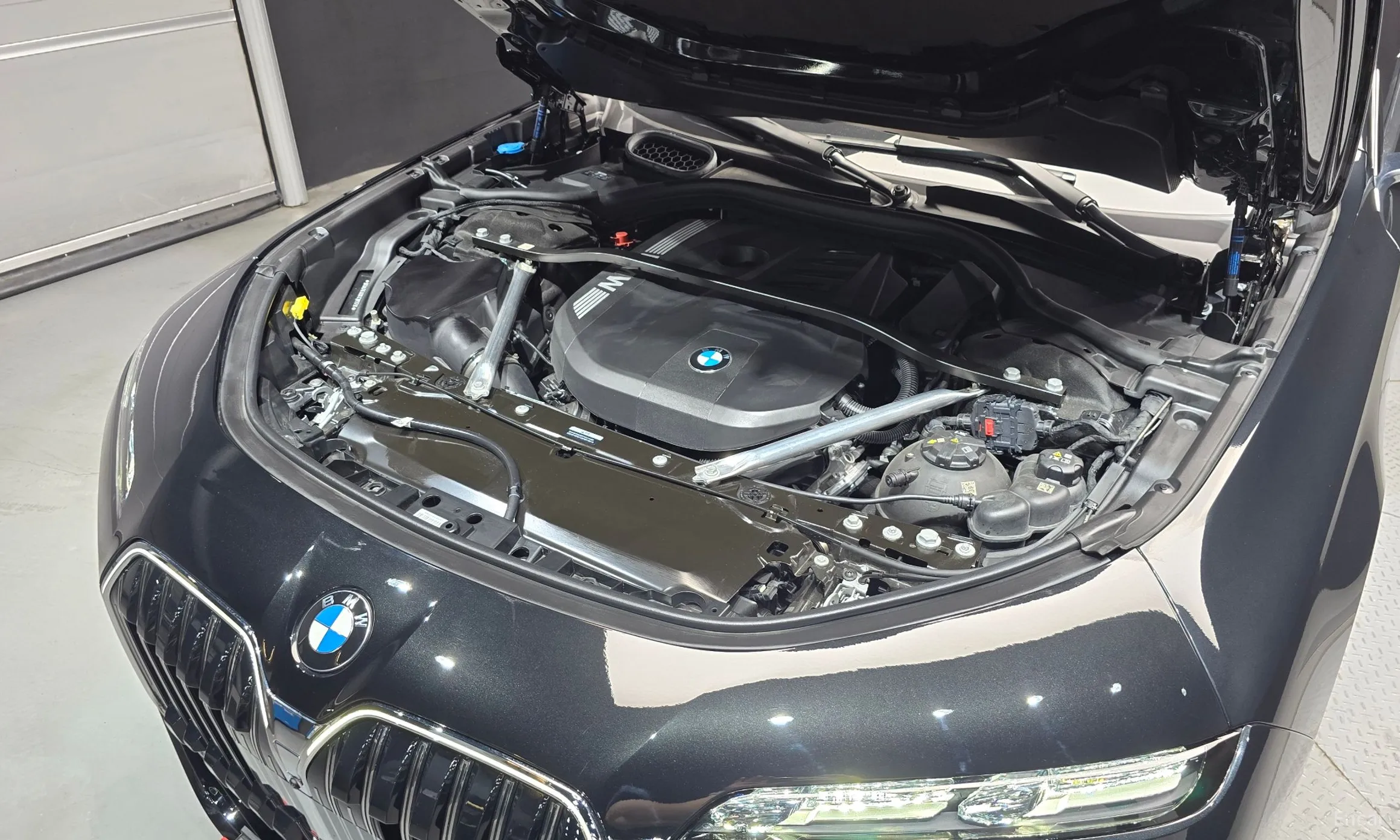 BMW 7 Series (G70) превью 6