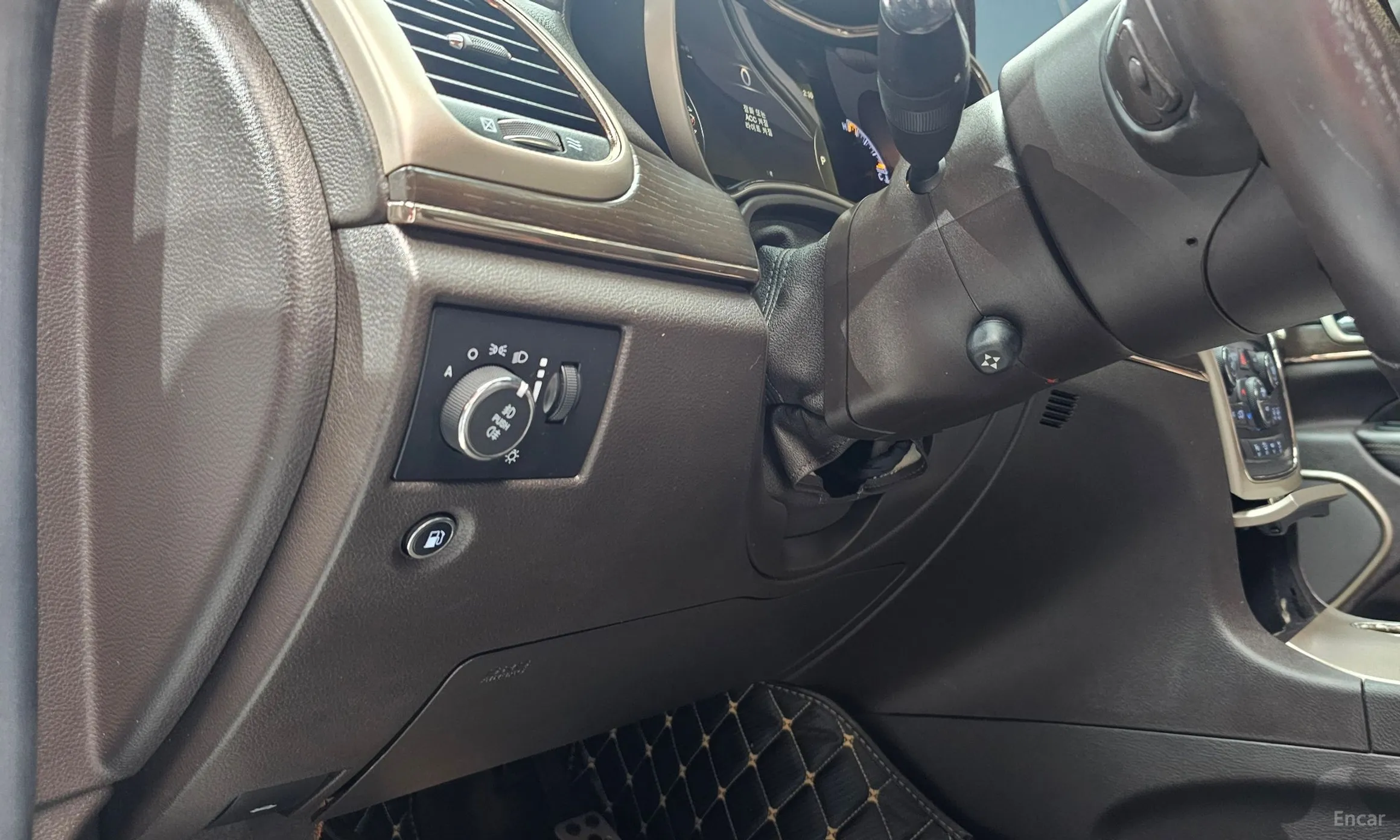 Jeep Grand Cherokee превью 16