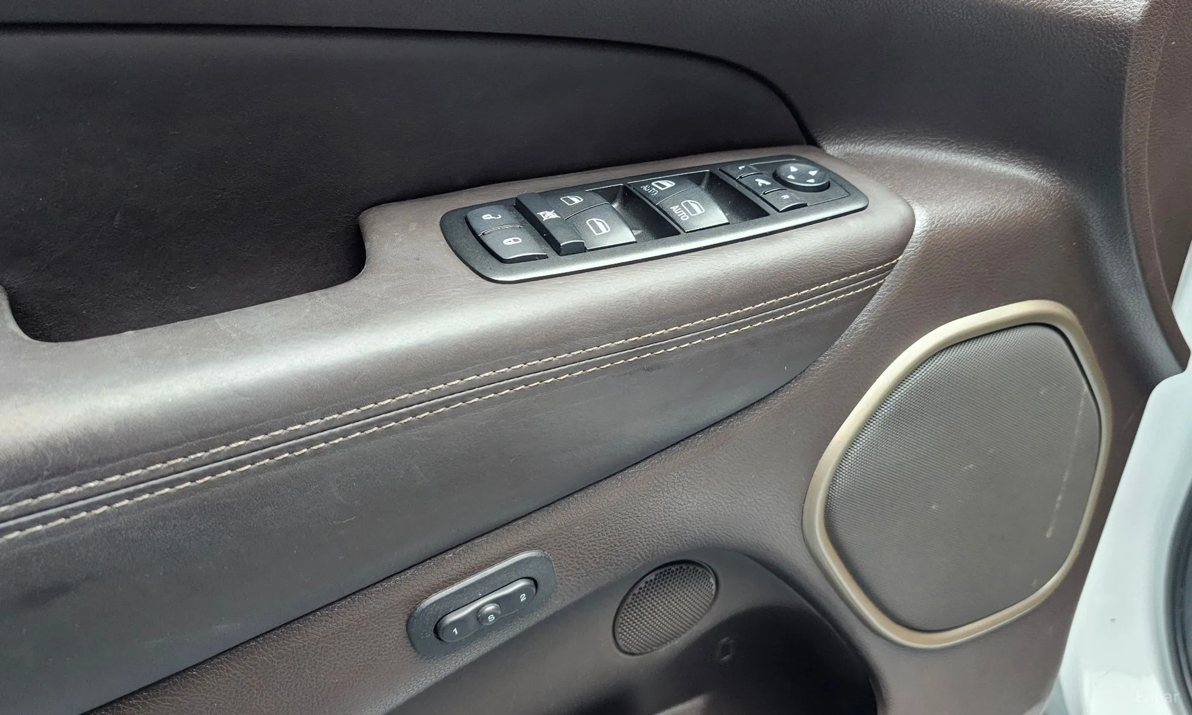 Jeep Grand Cherokee превью 17