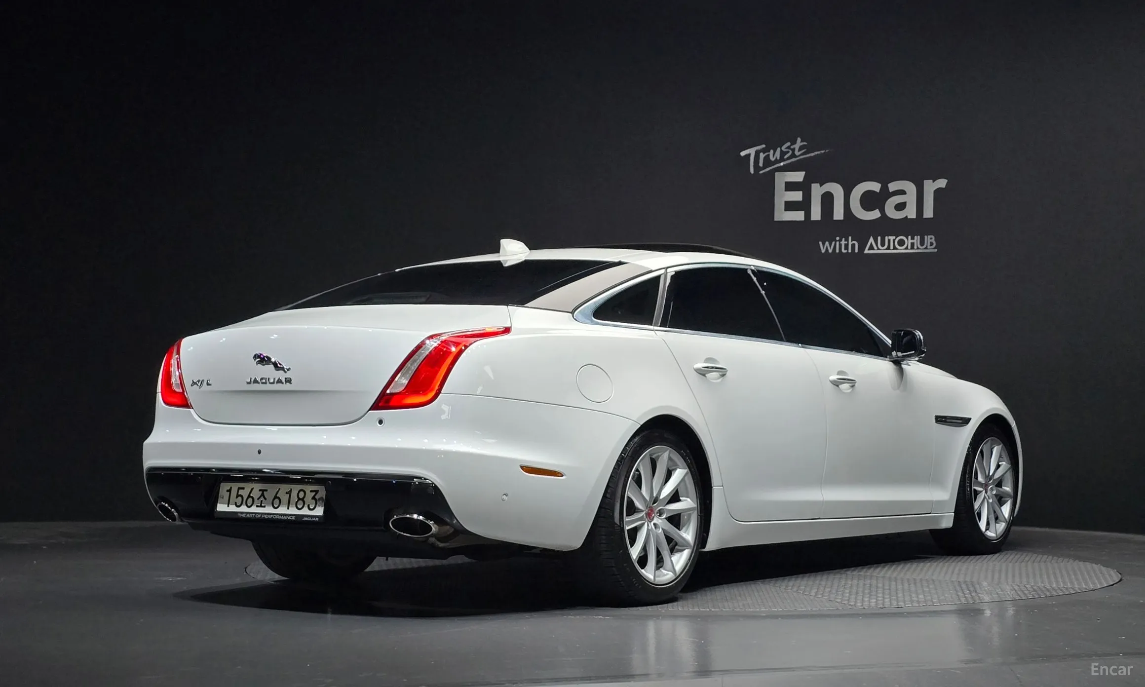 Jaguar All New XJ