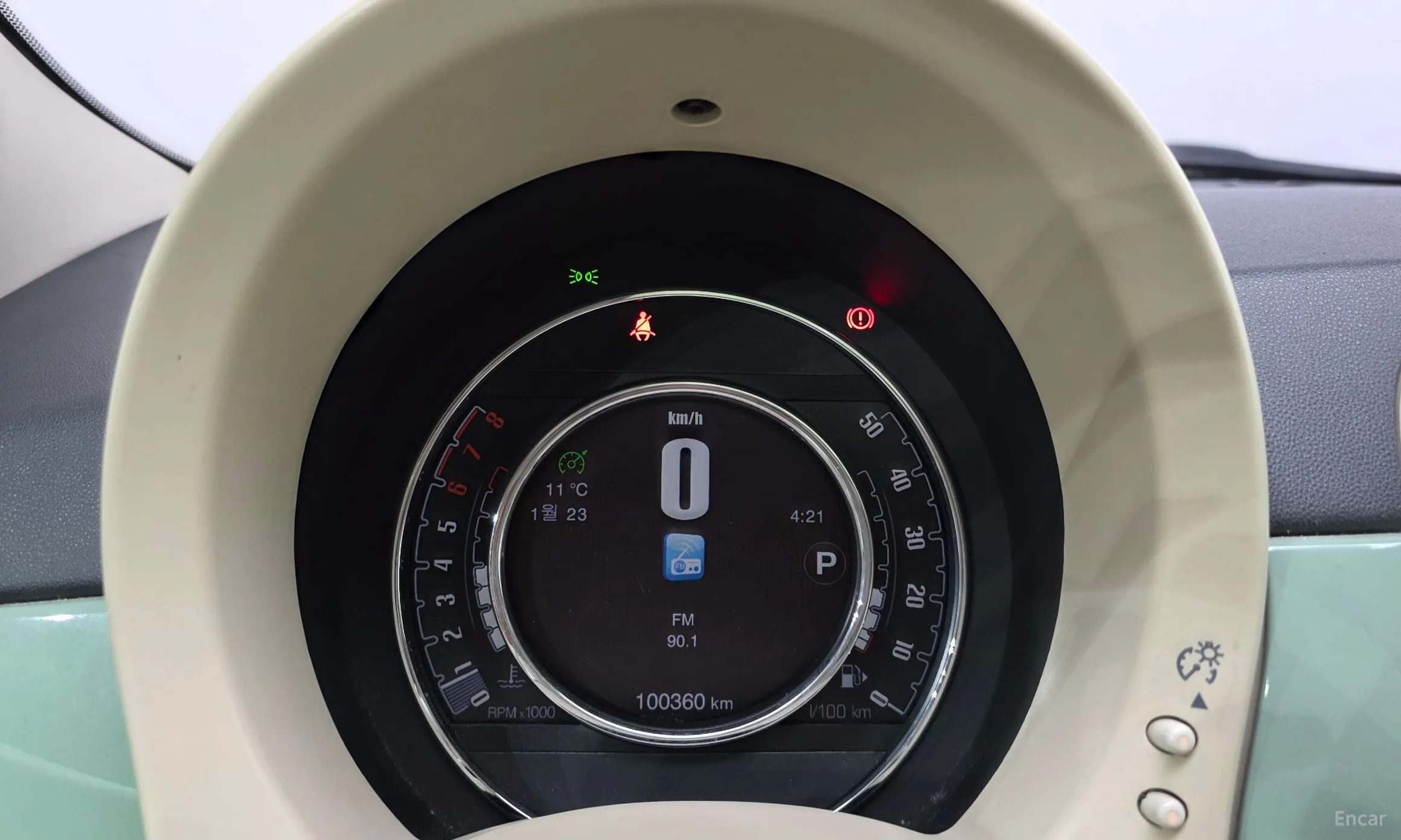 Fiat 500 превью 8