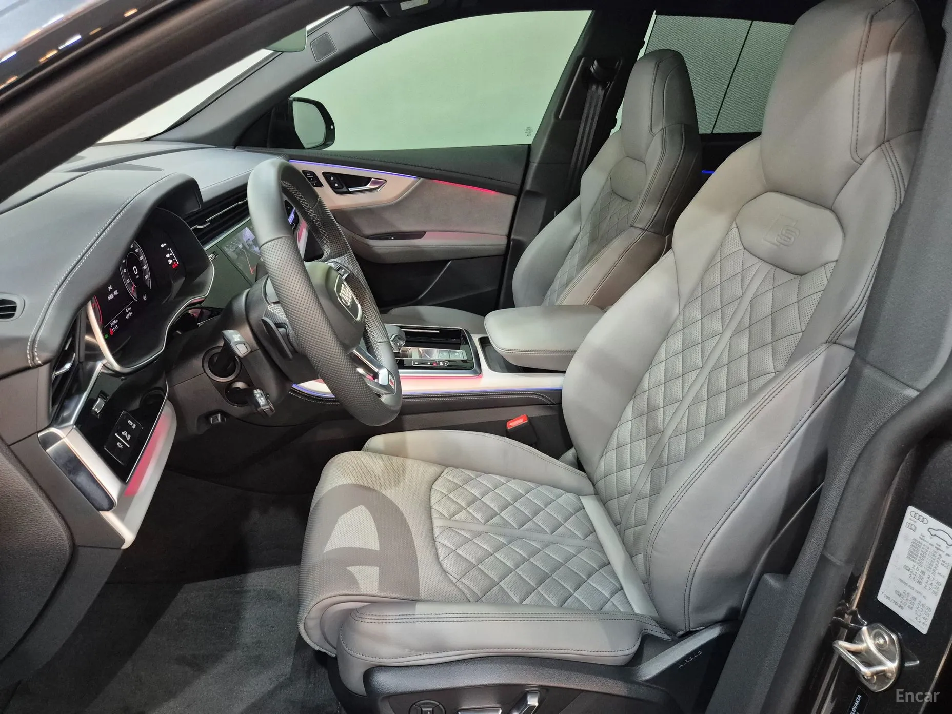 Audi Q8 (4M) превью 10