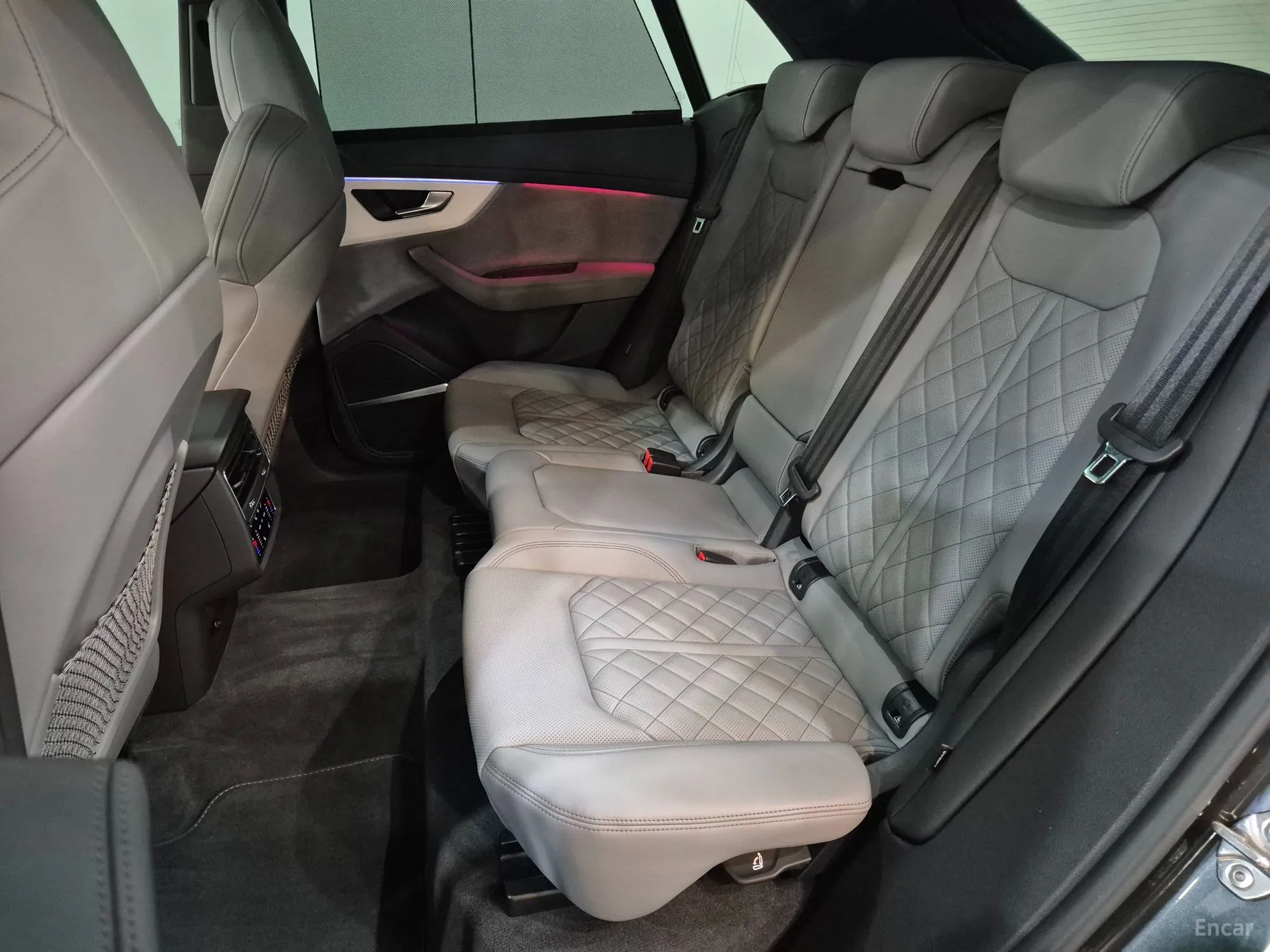 Audi Q8 (4M) превью 12