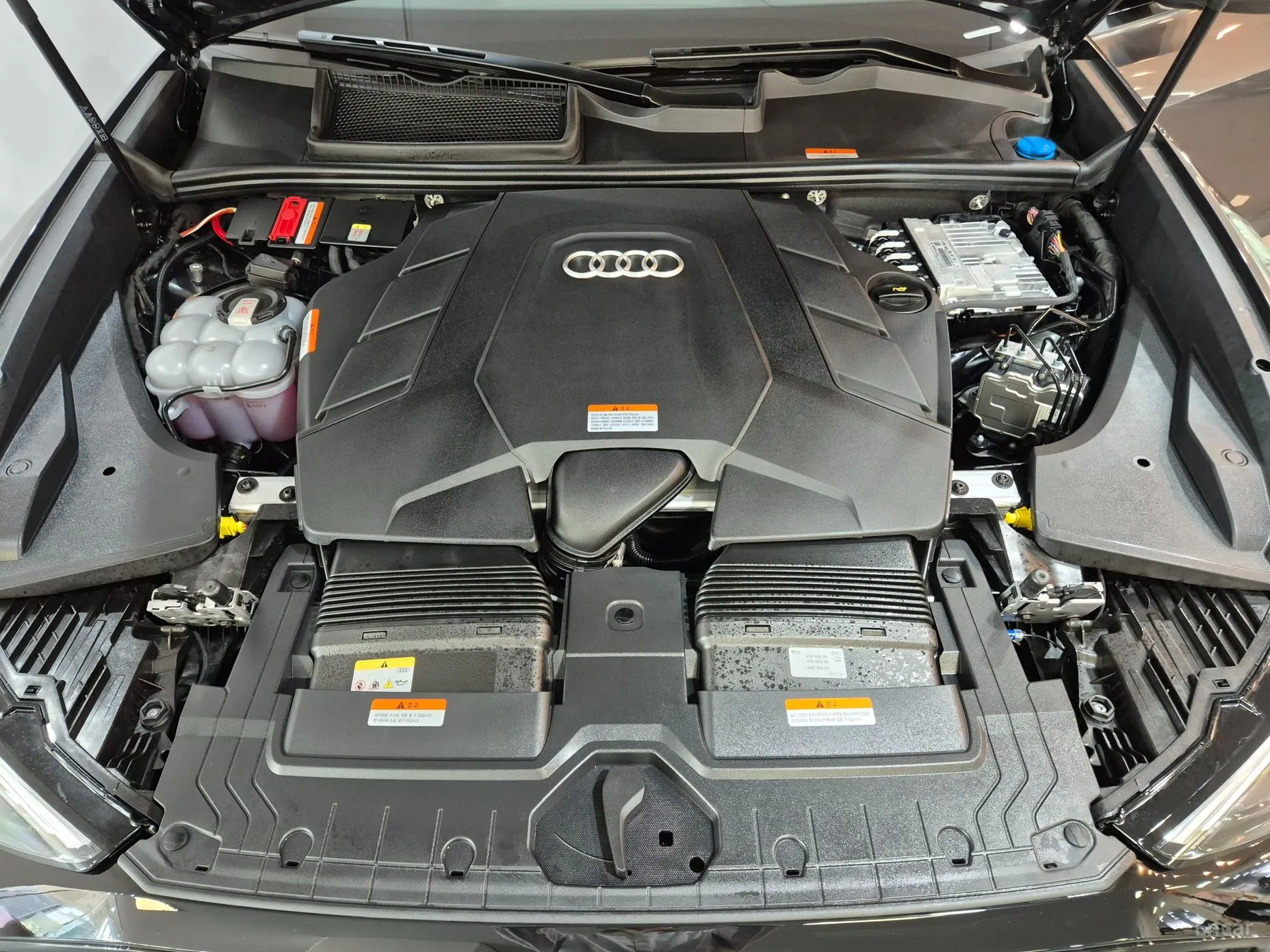 Audi Q8 (4M) превью 6