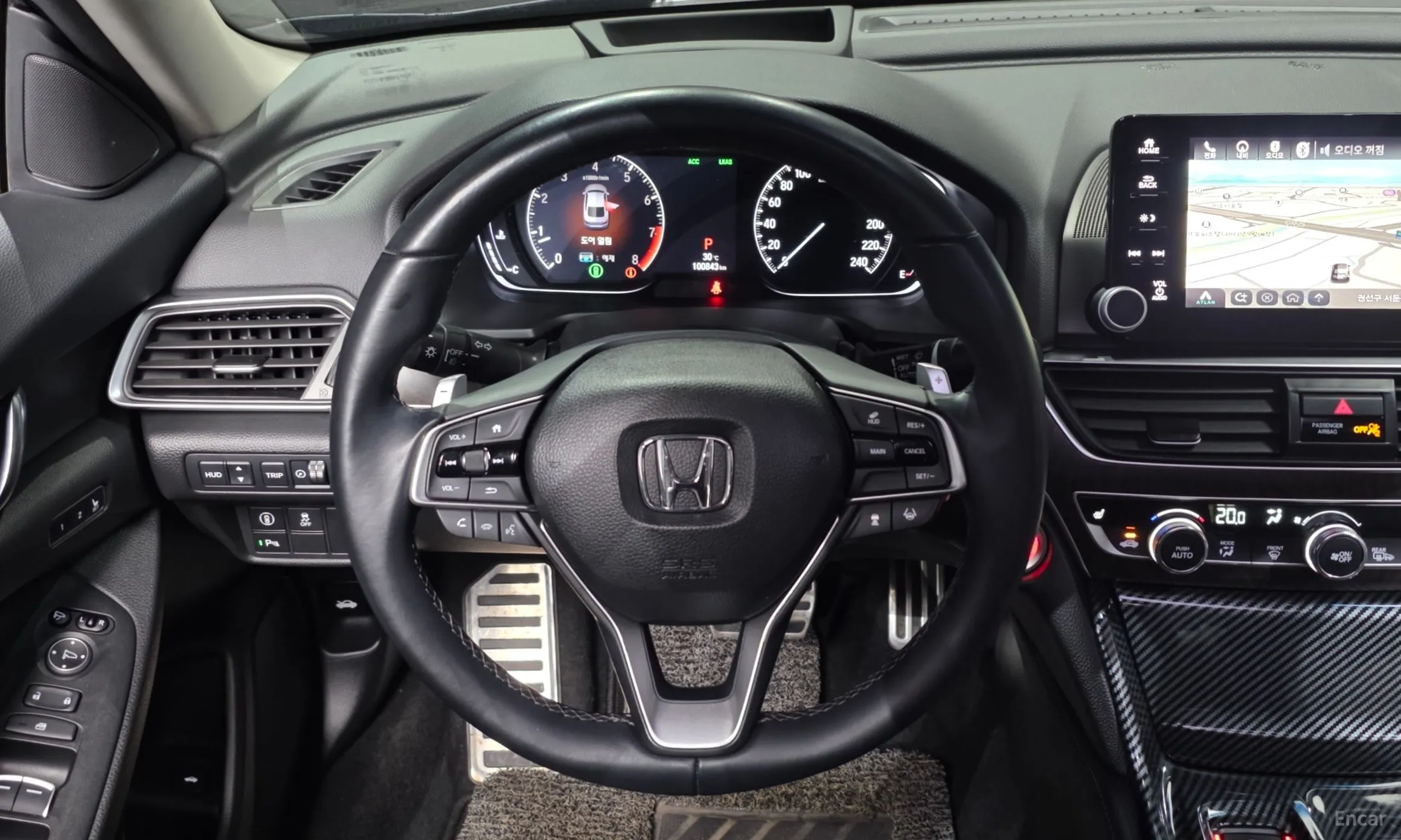 Honda Accord 10th Generation превью 13
