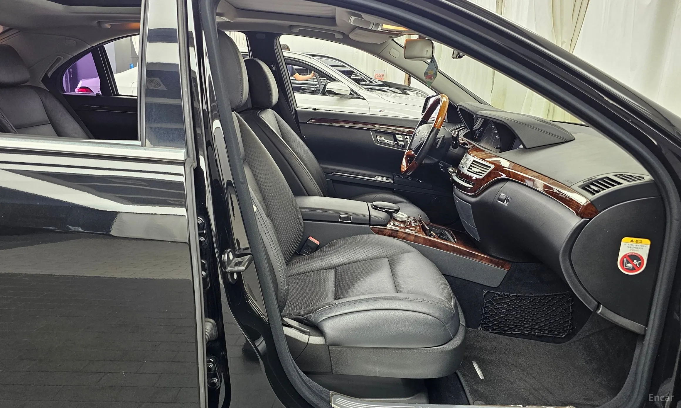 Mercedes Benz S-Class W221 превью 11