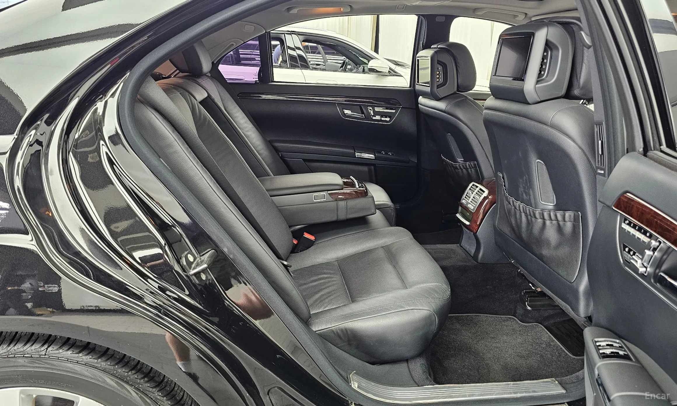 Mercedes Benz S-Class W221 превью 12