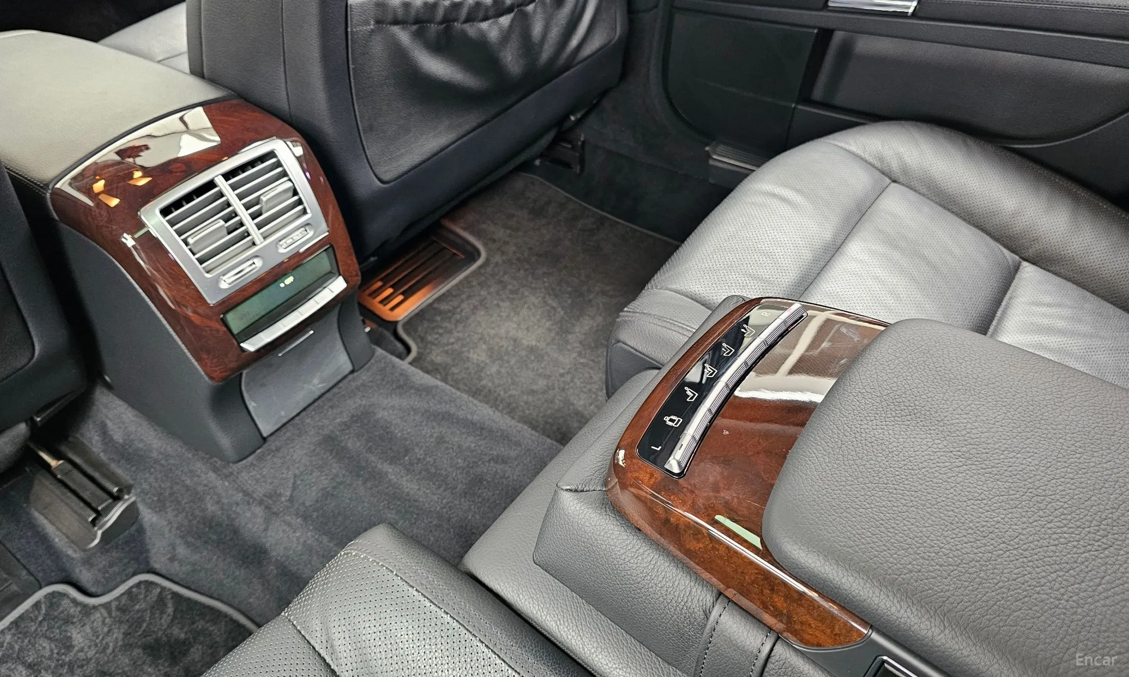 Mercedes Benz S-Class W221 превью 19