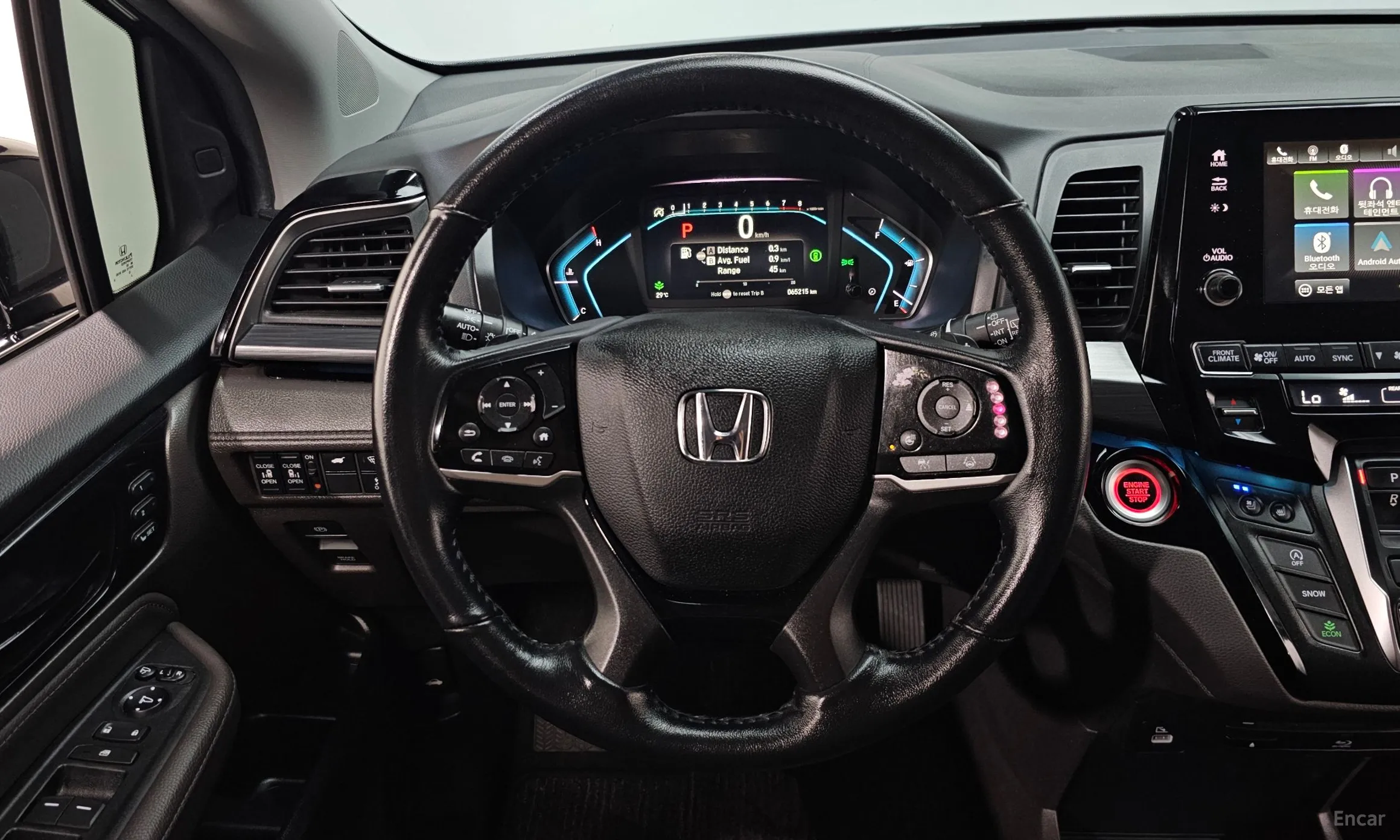 Honda Odyssey превью 13