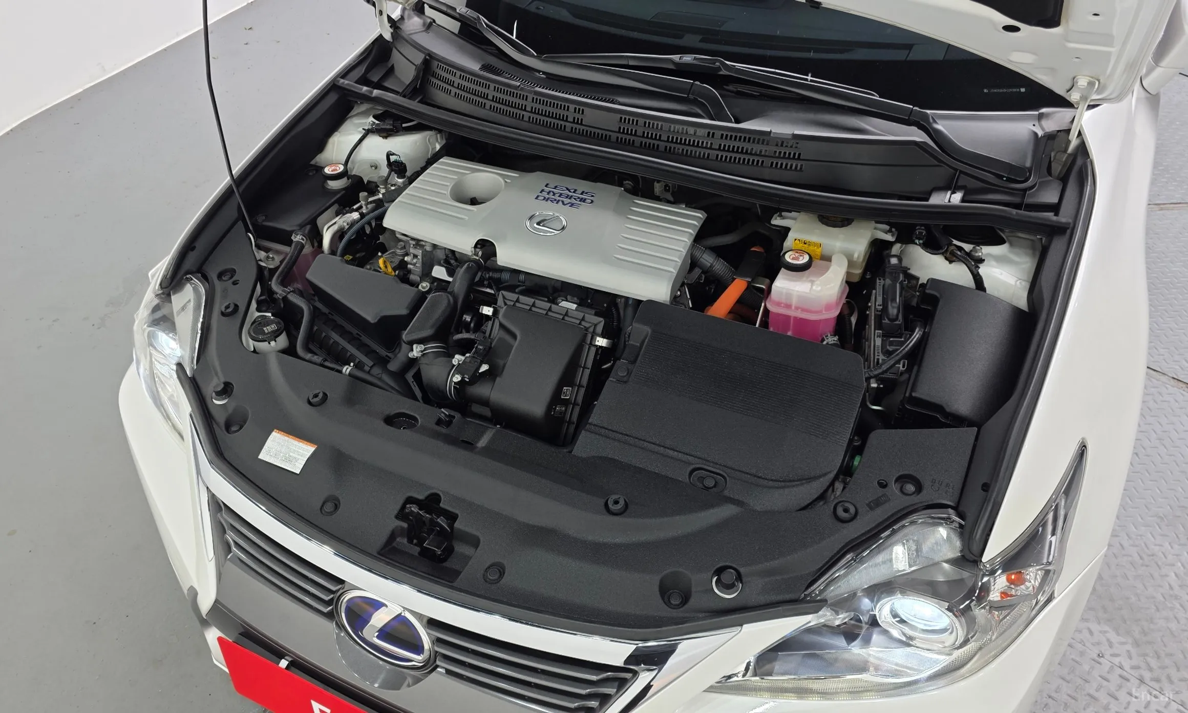 Lexus CT200h превью 6