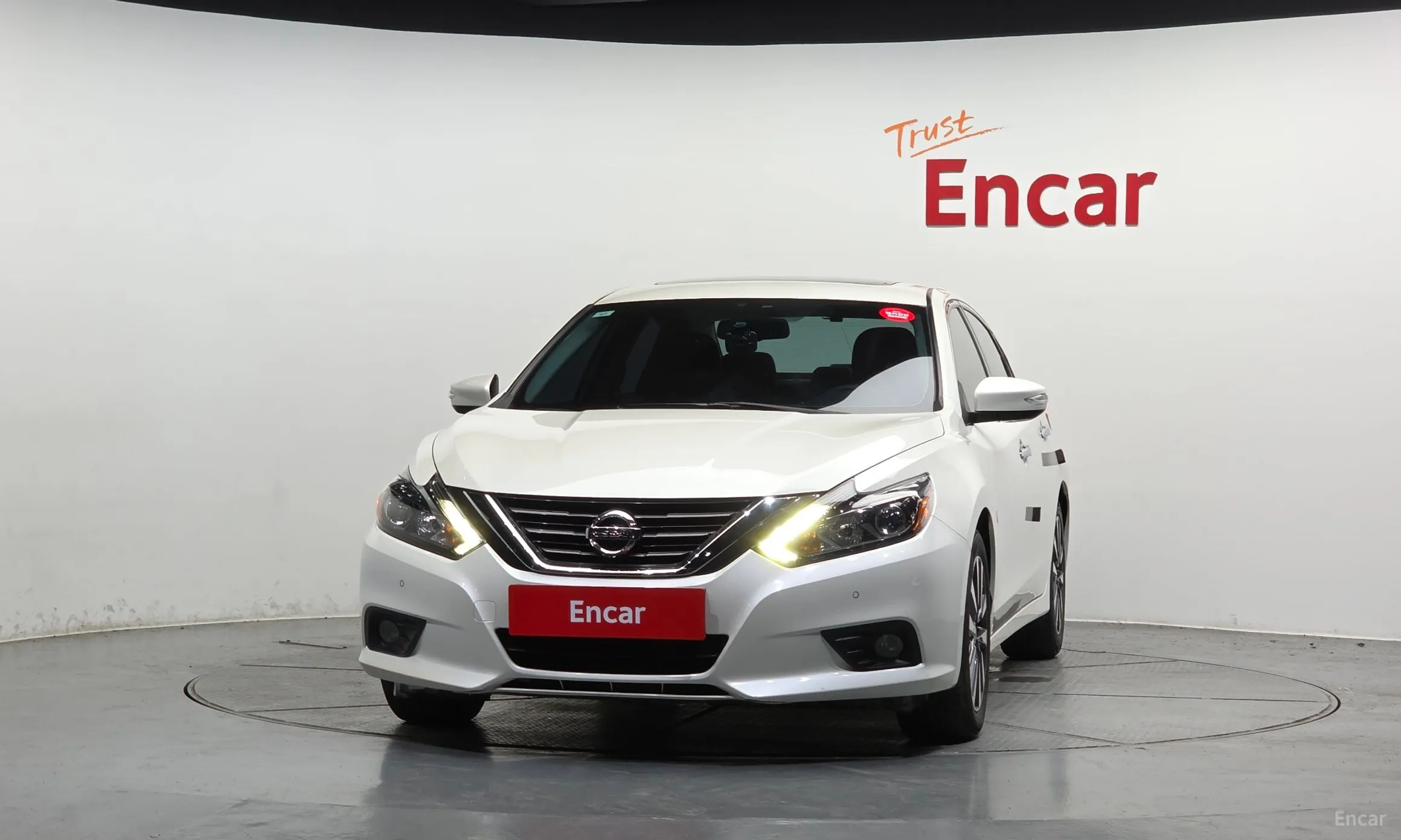 Nissan Altima превью 3