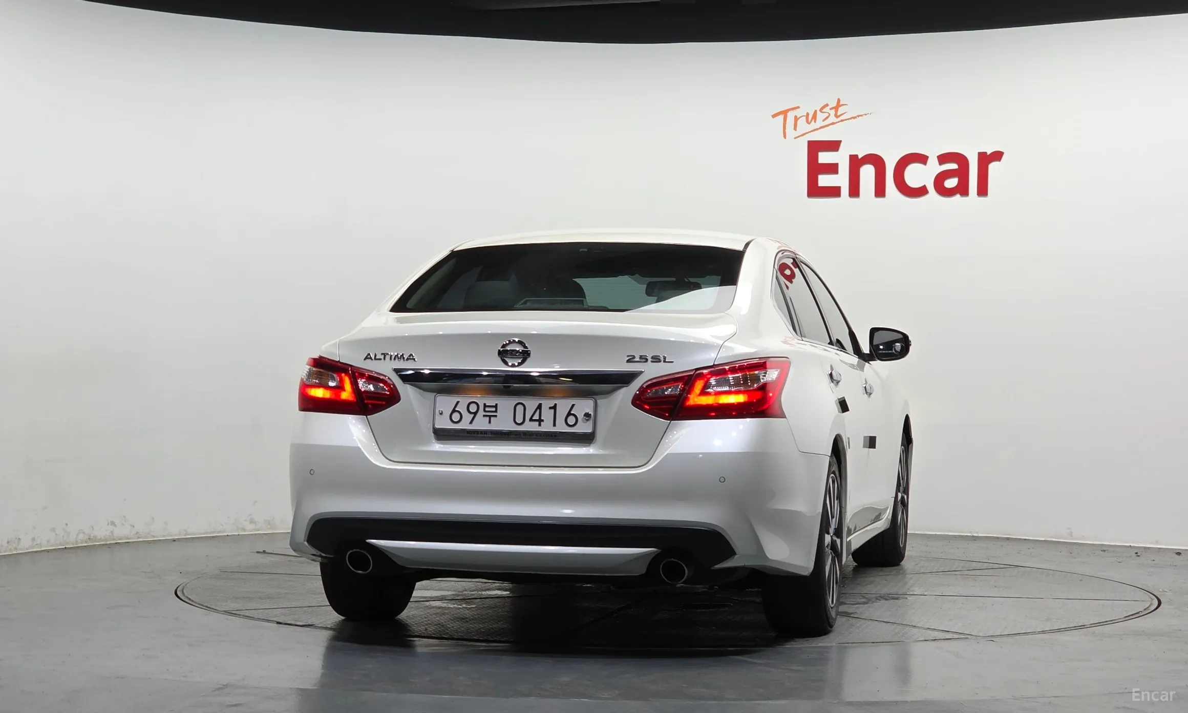 Nissan Altima превью 4