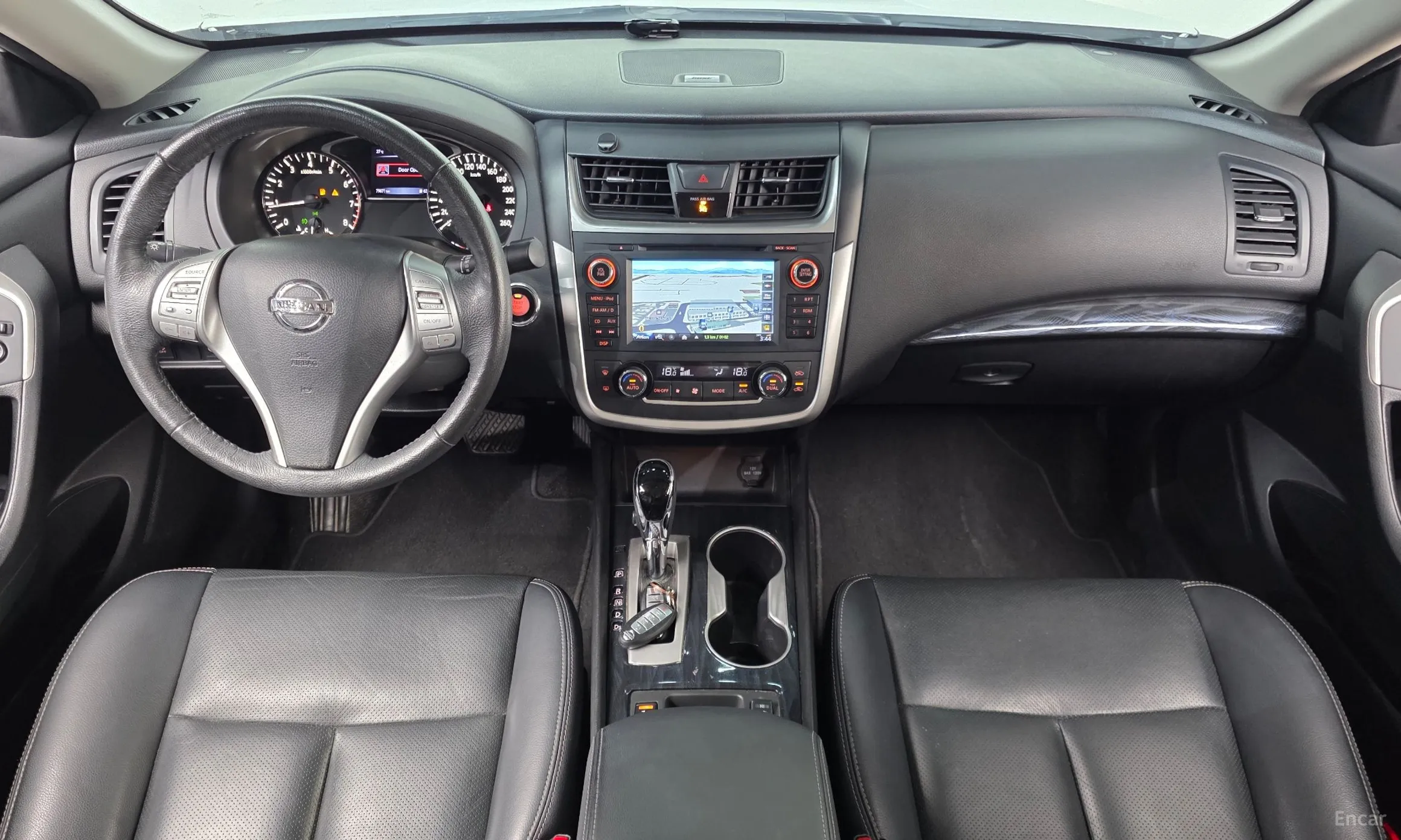 Nissan Altima превью 7