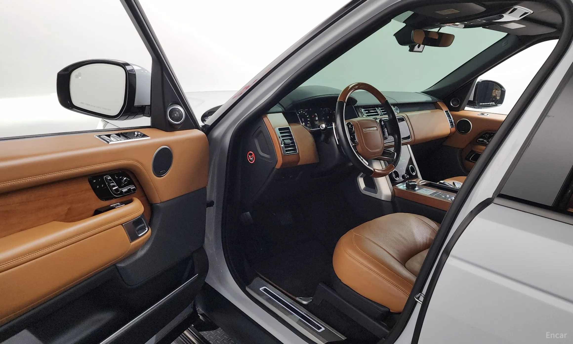 Land Rover Range Rover 4th Generation превью 10