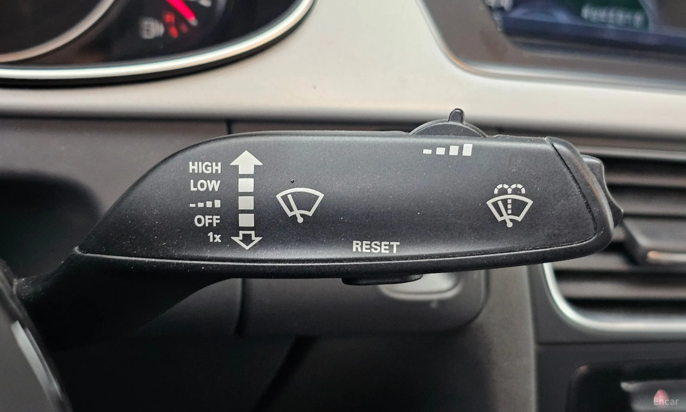 Audi New A4 превью 17