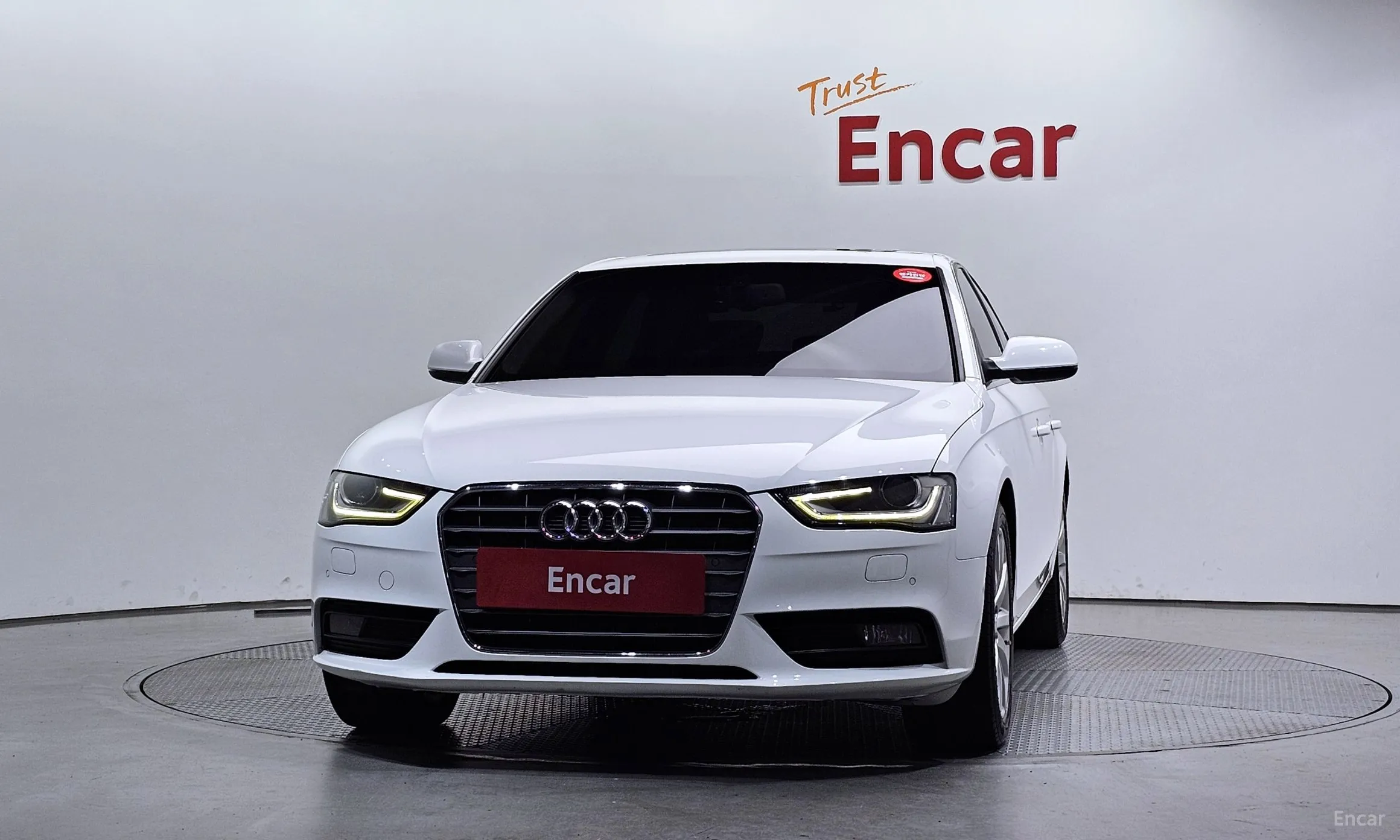Audi New A4 превью 3