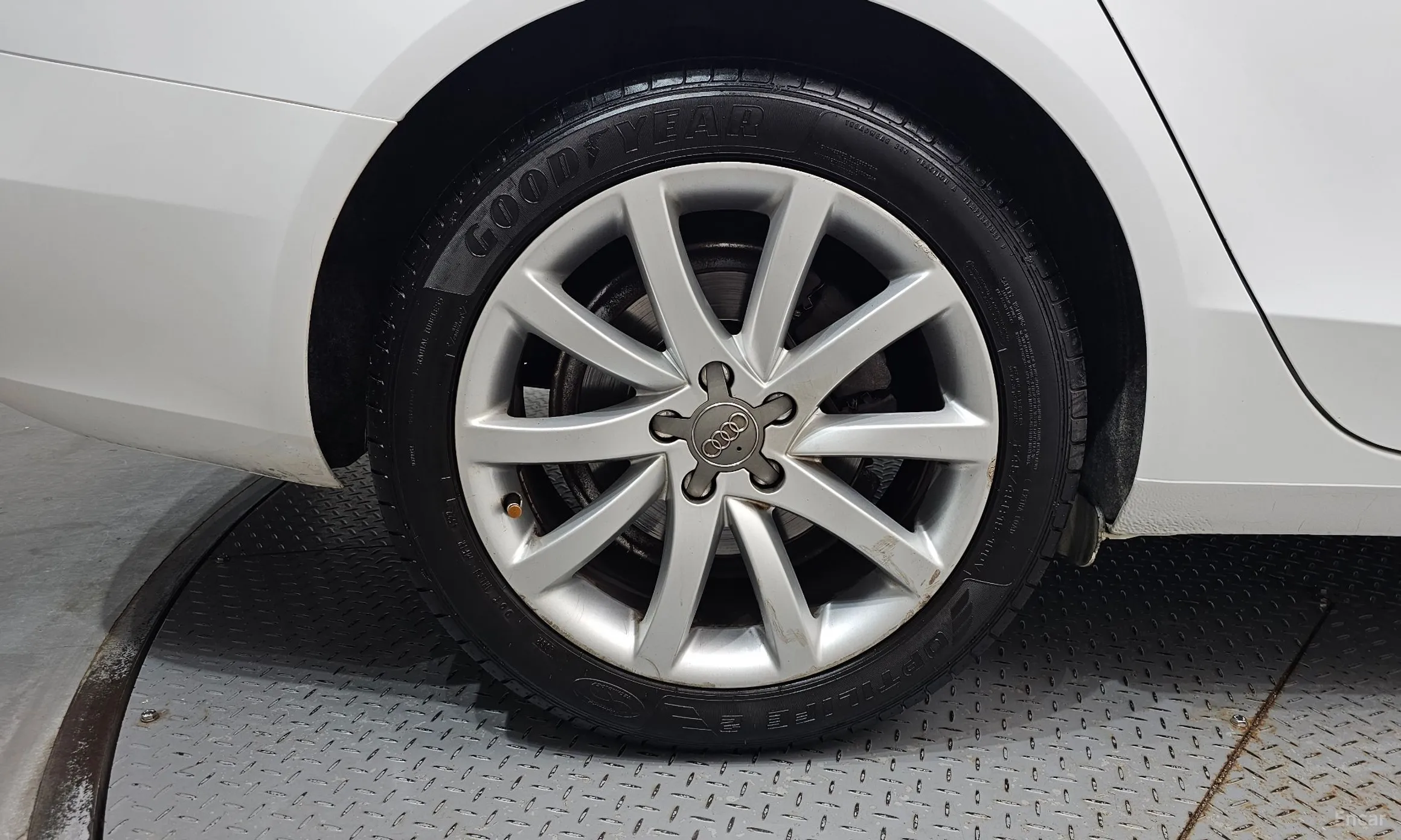 Audi New A4 превью 5