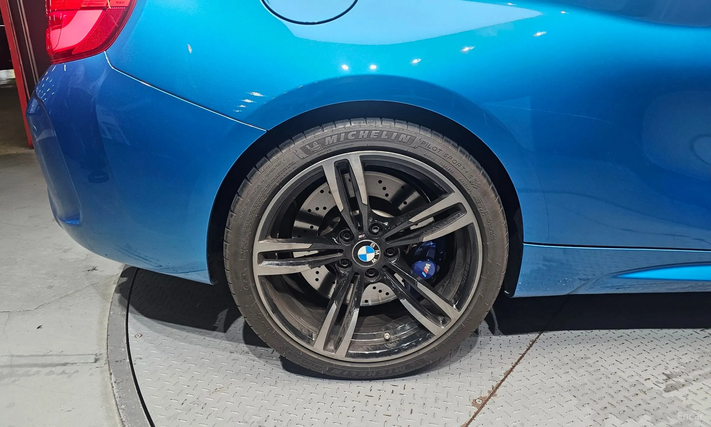 BMW M2 (F87) превью 5