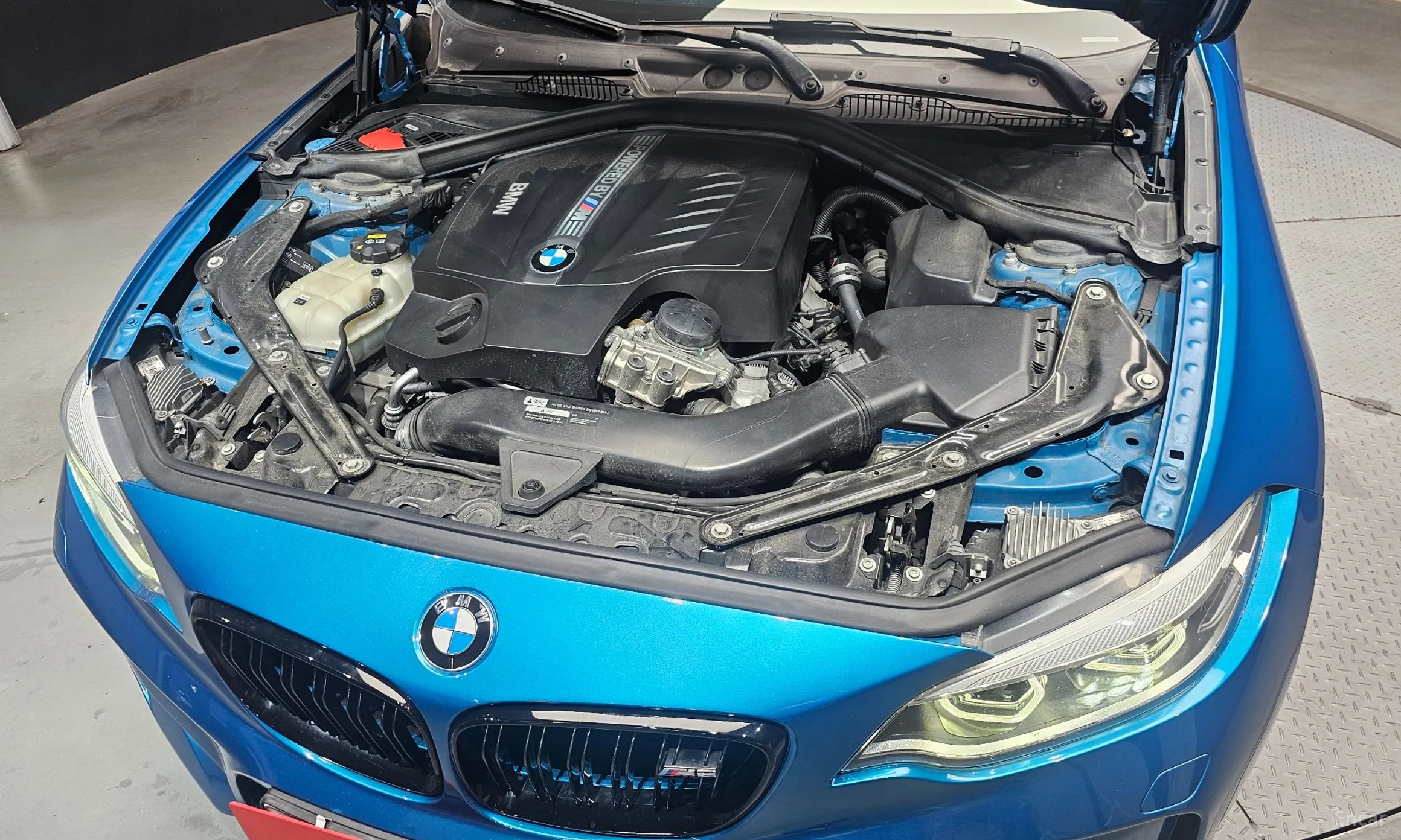 BMW M2 (F87) превью 6