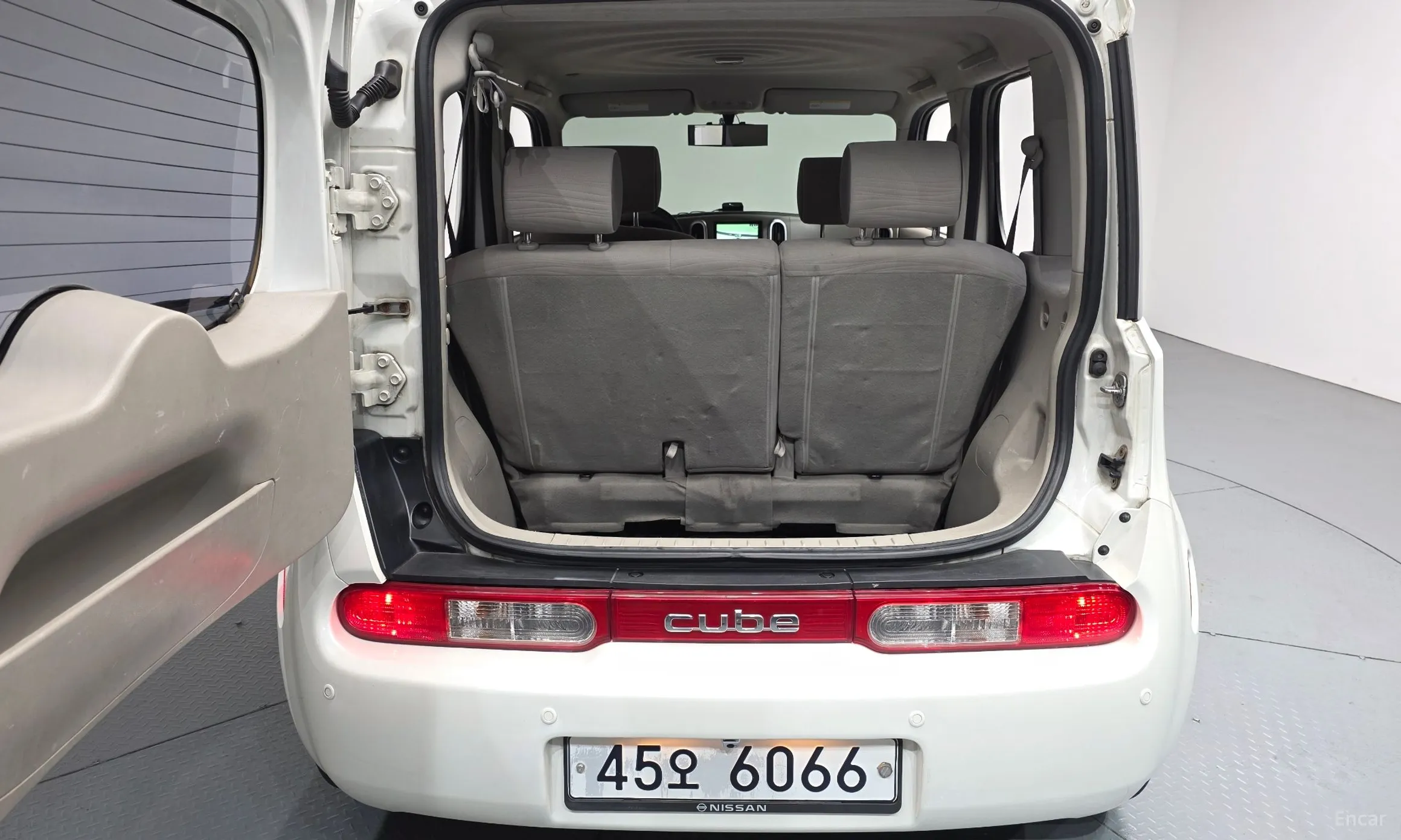 Nissan Cube превью 20