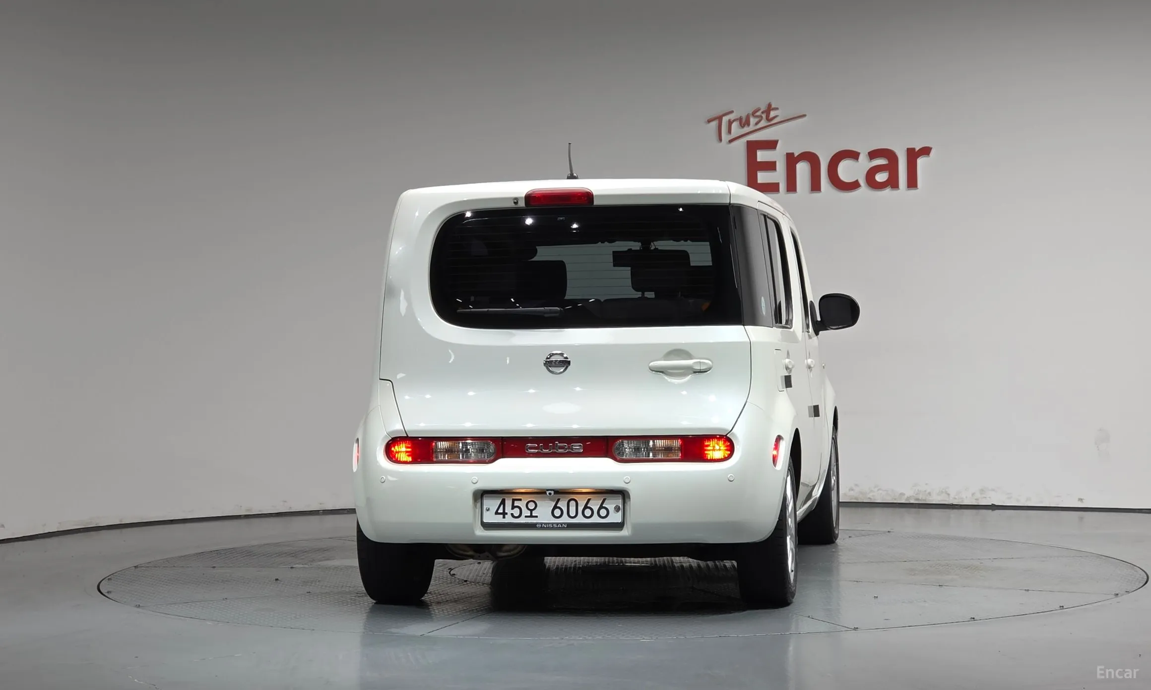 Nissan Cube превью 4