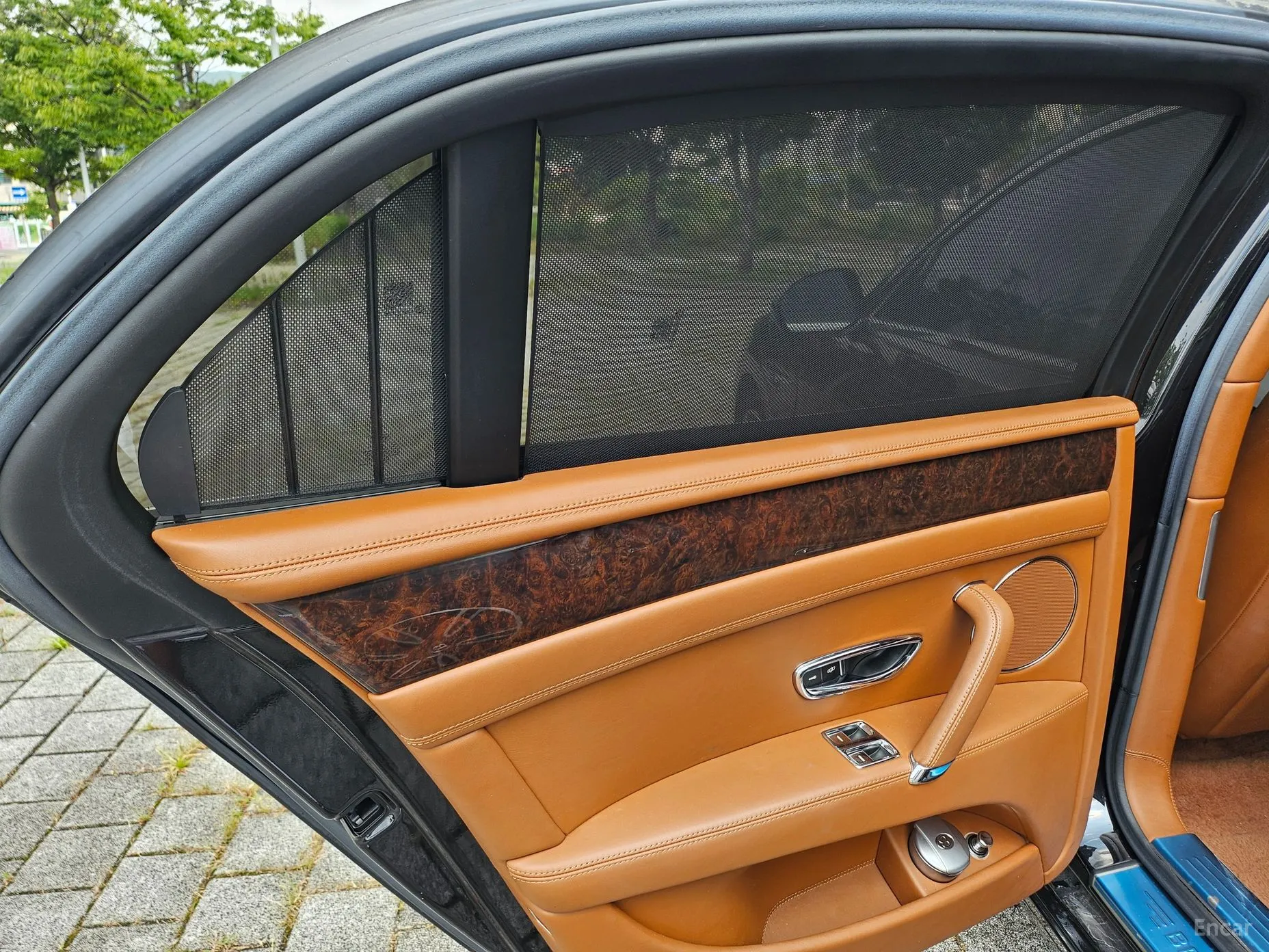 Bentley Flying Spur 2nd Generation превью 10