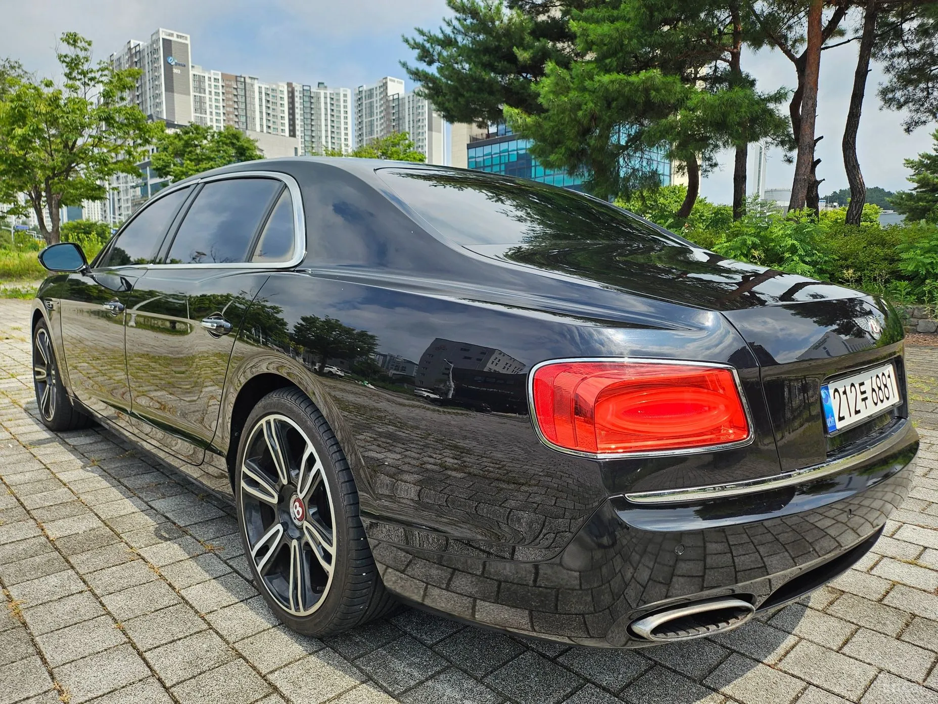 Bentley Flying Spur 2nd Generation превью 6