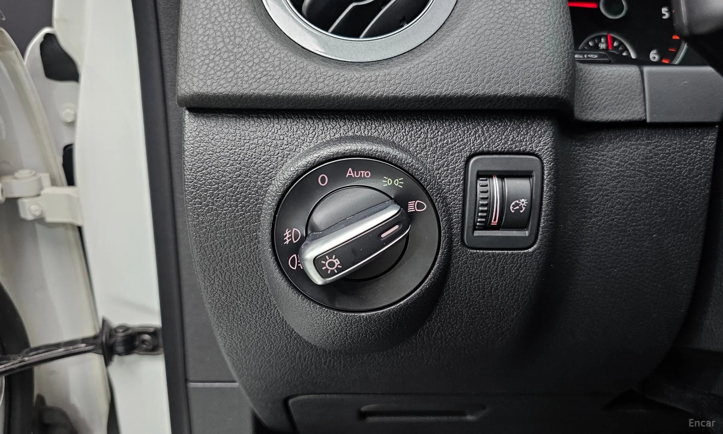Volkswagen New Tiguan превью 19